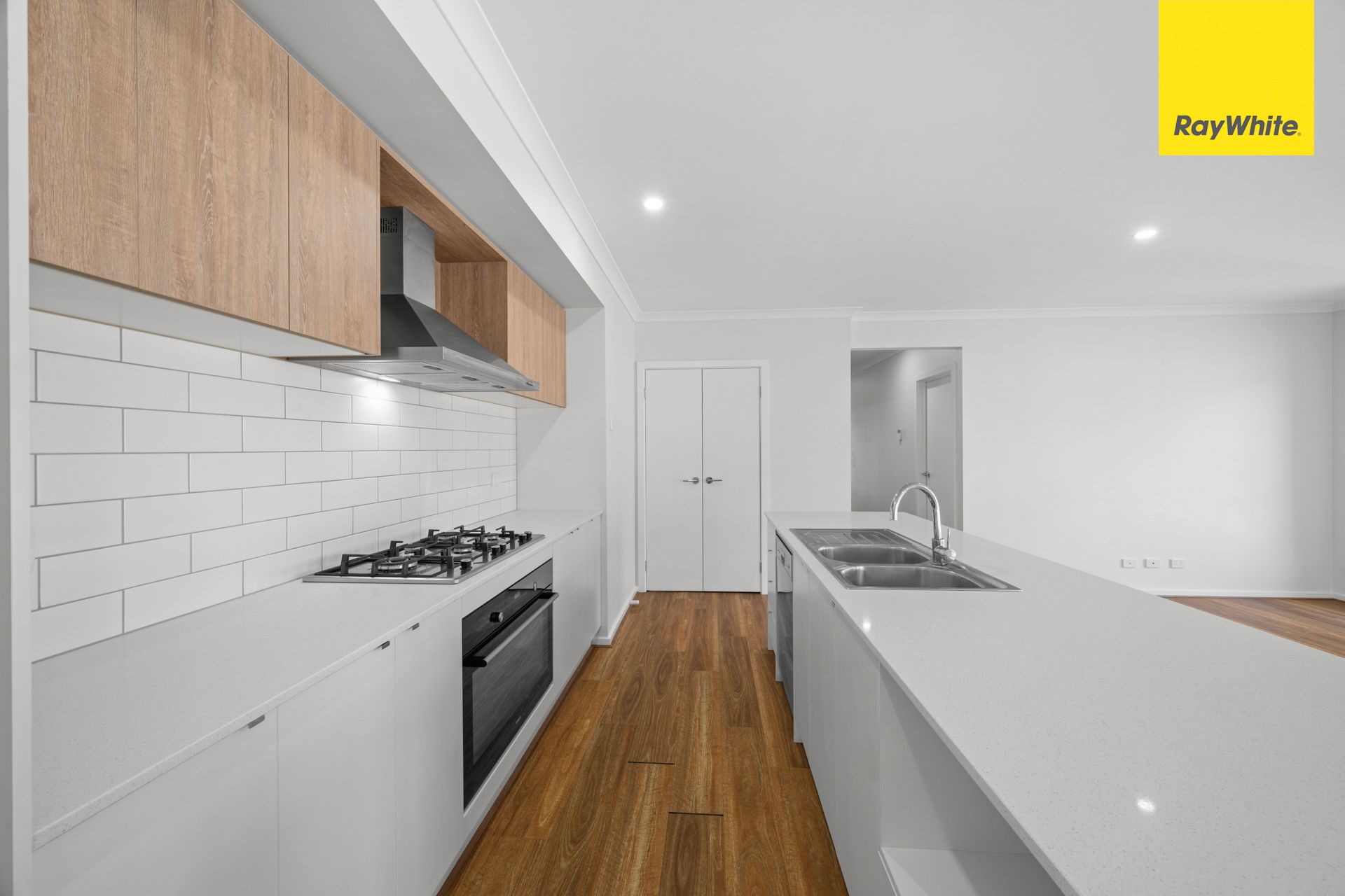 12 Skypac Street — photo 10 of 17