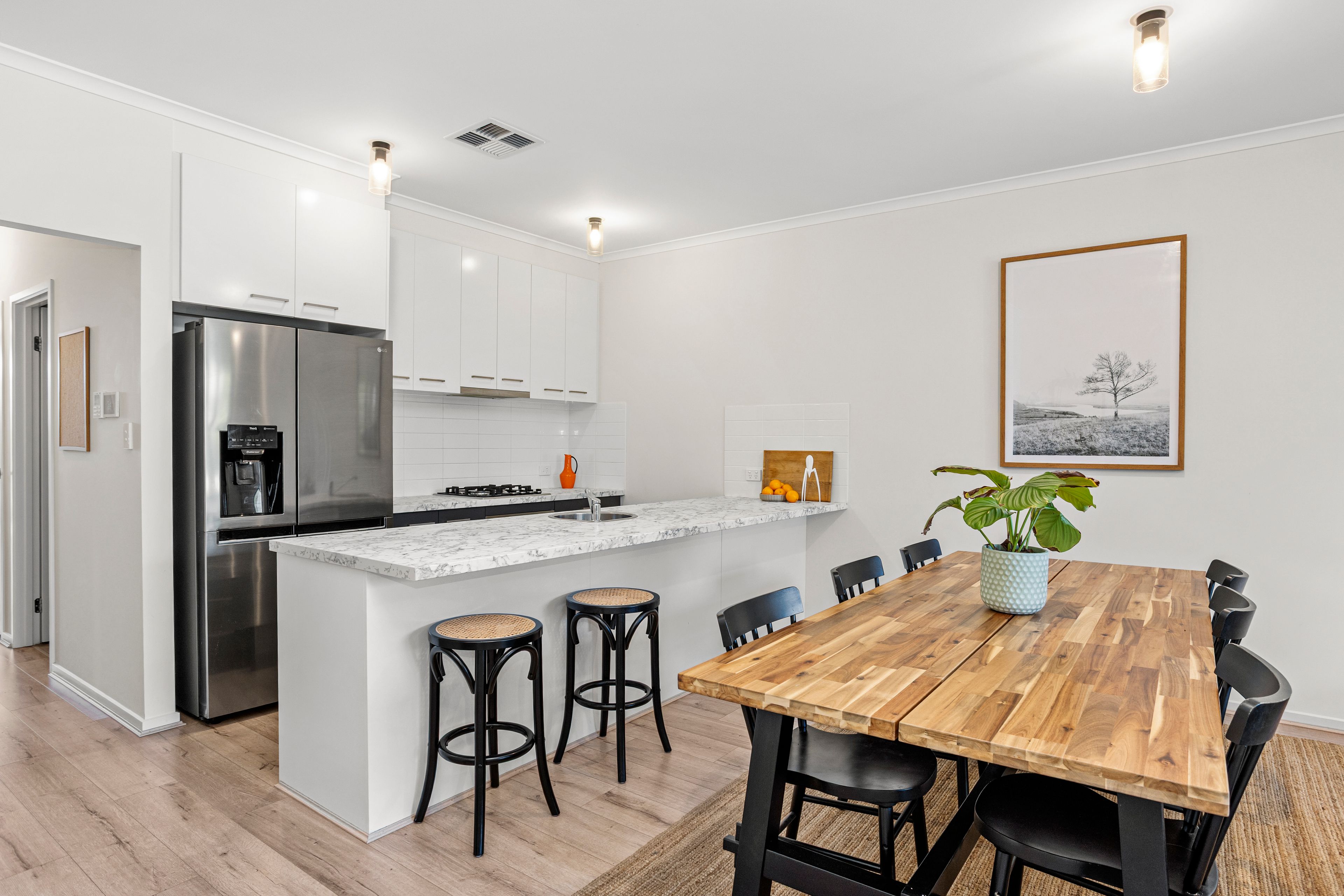6 Beatrice Walk — photo 5 of 15
