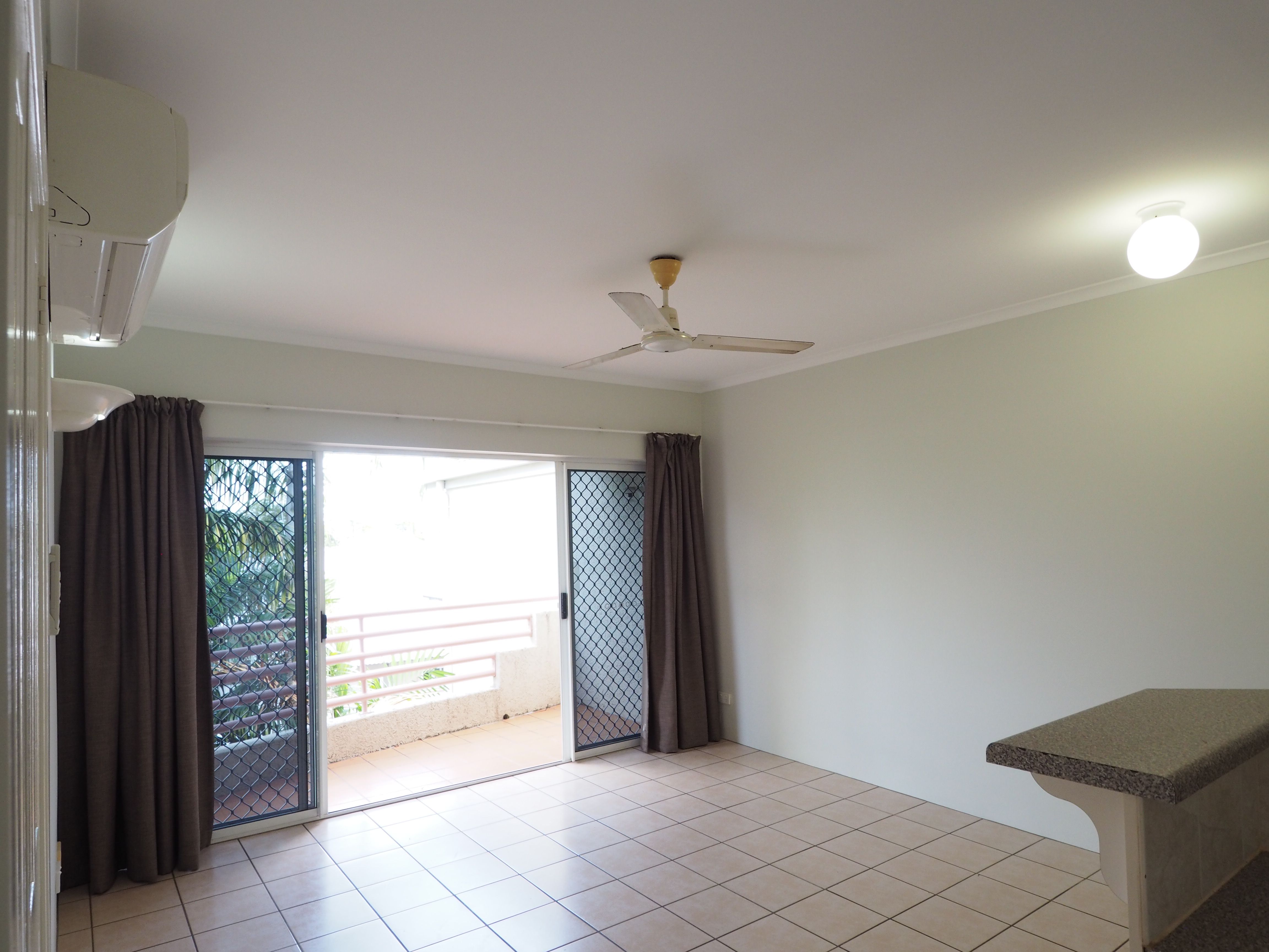 17/17-21 Martyn Street — photo 3 of 10