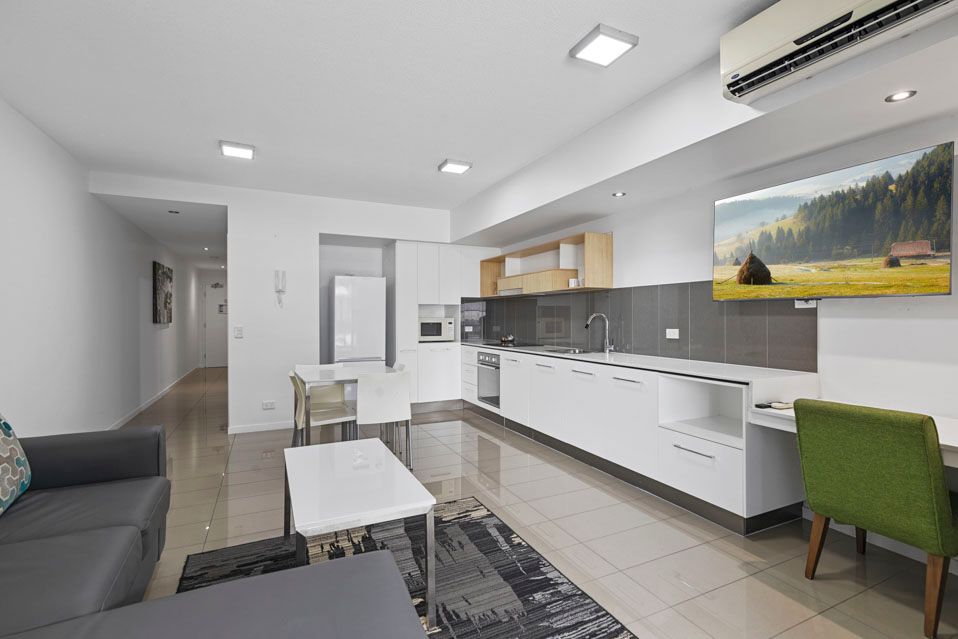 507/29 Robertson Street — photo 6 of 11