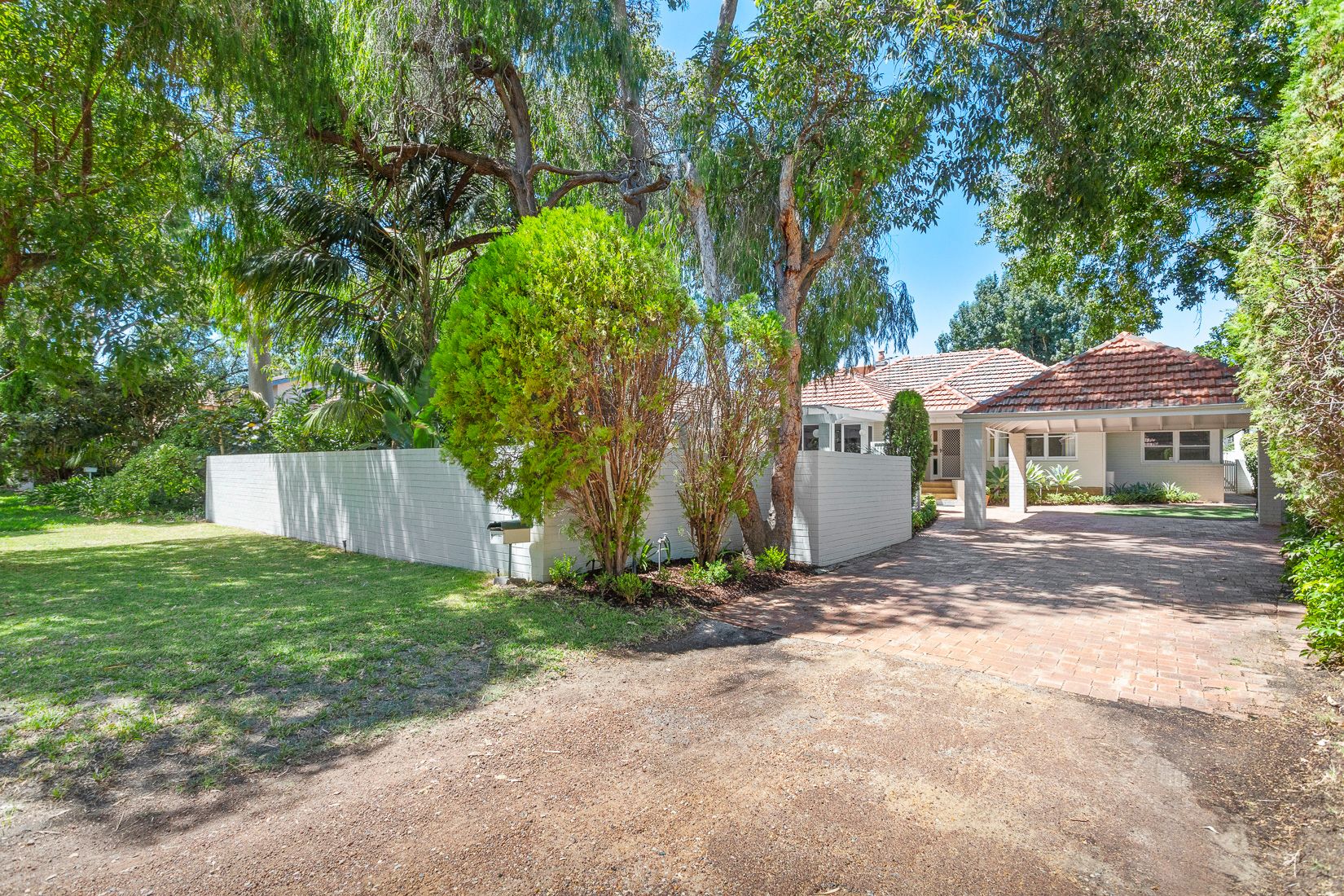 66 Hobbs Avenue, Dalkeith, WA 6009