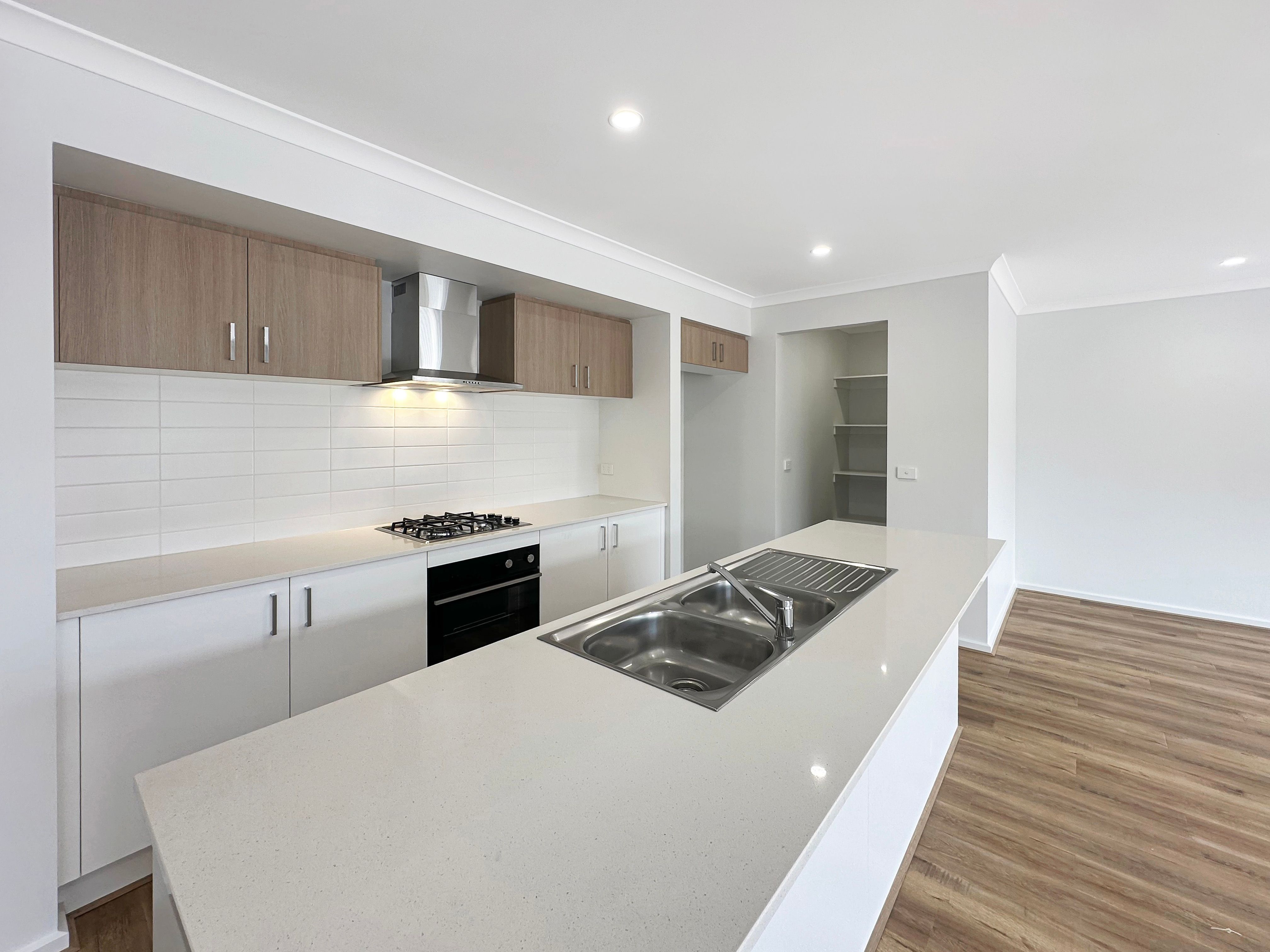 20b Roynic Parade, Benalla, VIC 3672