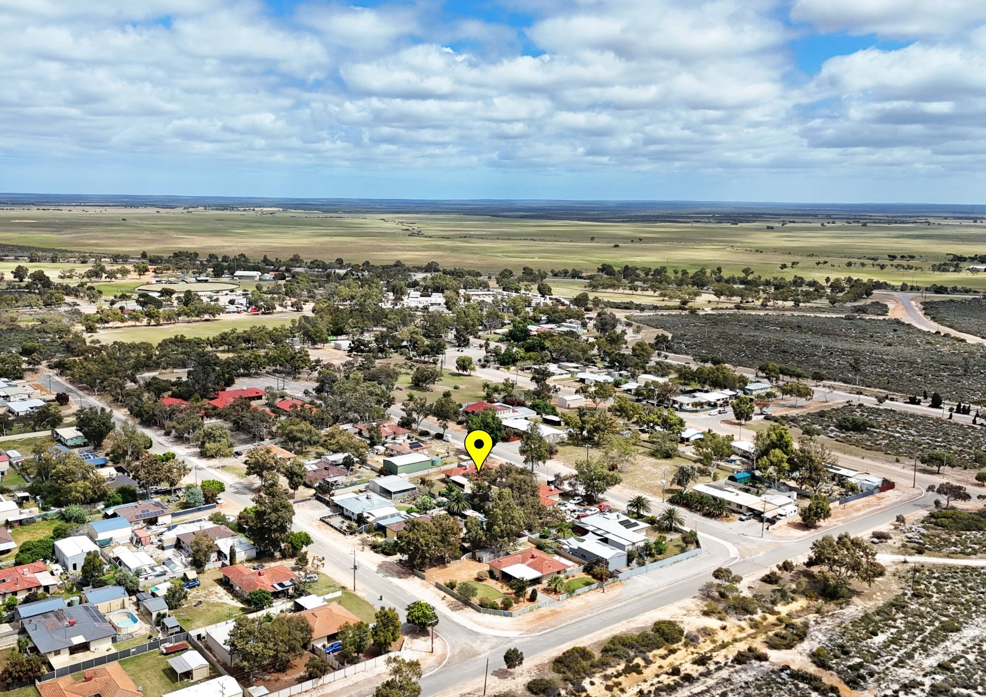 6 McGowan Place, Eneabba, WA 6518