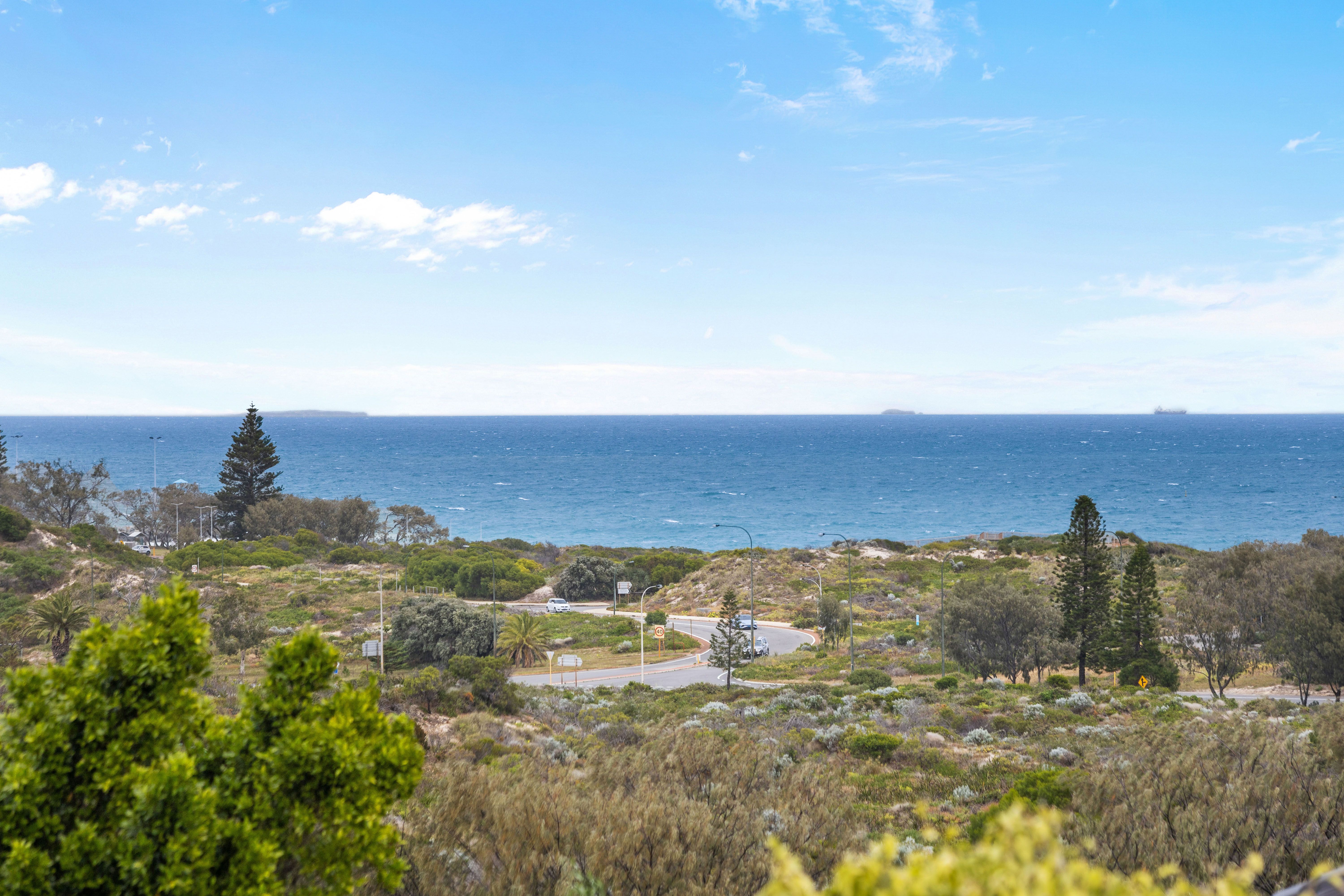 25 Catesby Street, City Beach, WA 6015