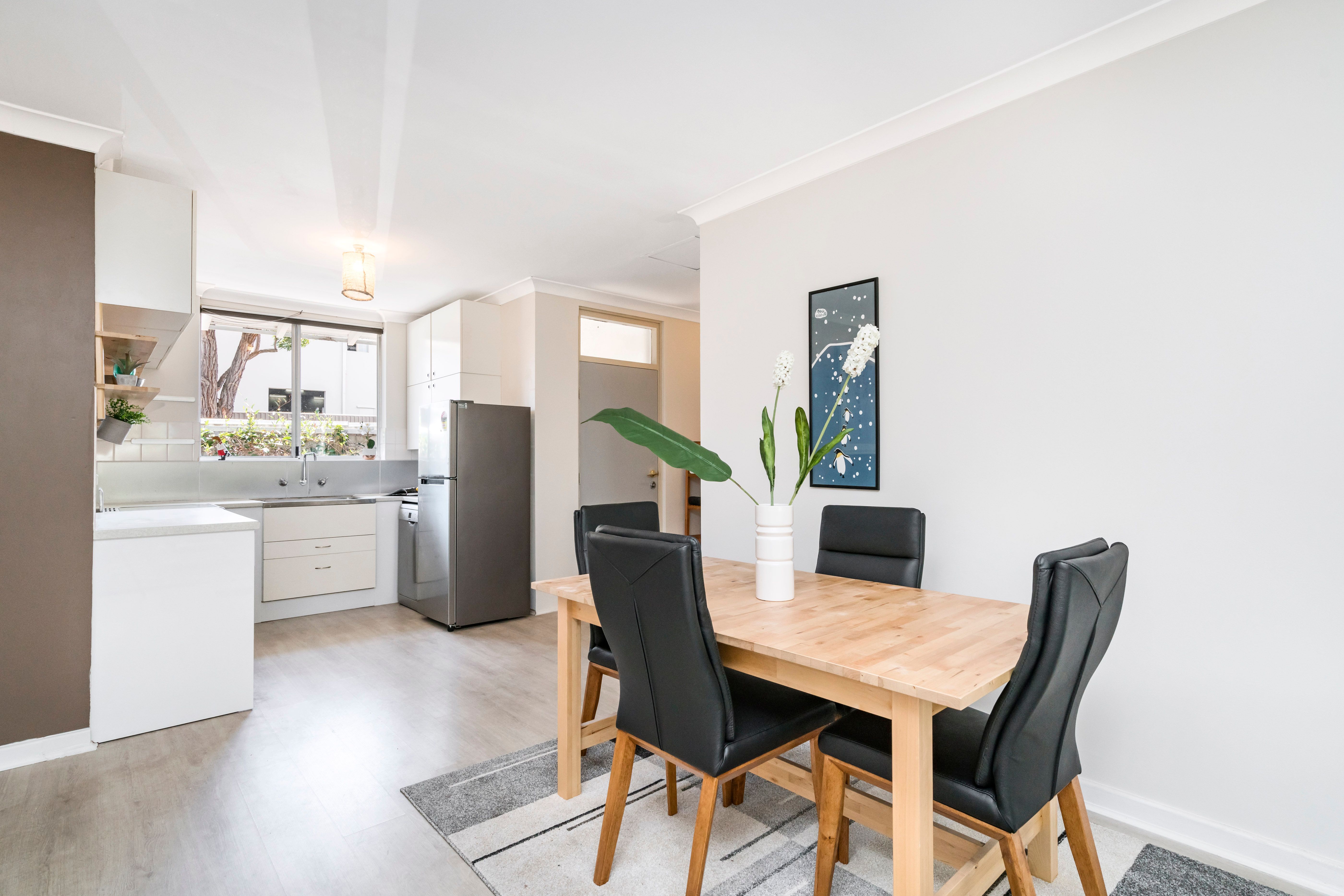 9/4 Taylor Road, Nedlands, WA 6009