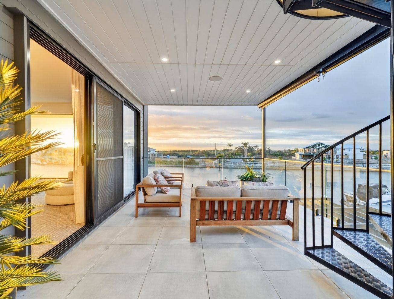 85 Quay Circuit — photo 18 of 30