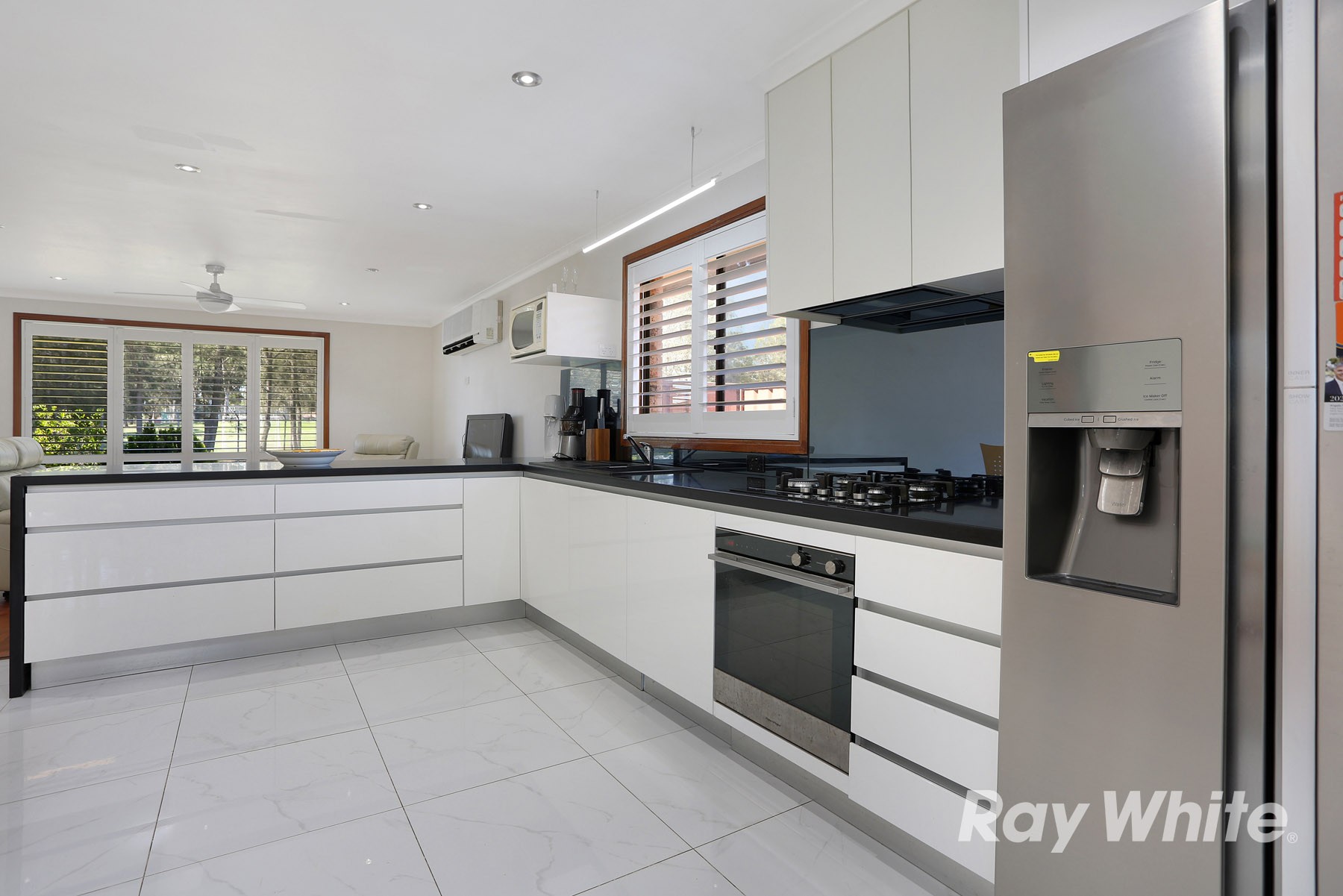 10 Finch Place, St Clair, NSW 2759