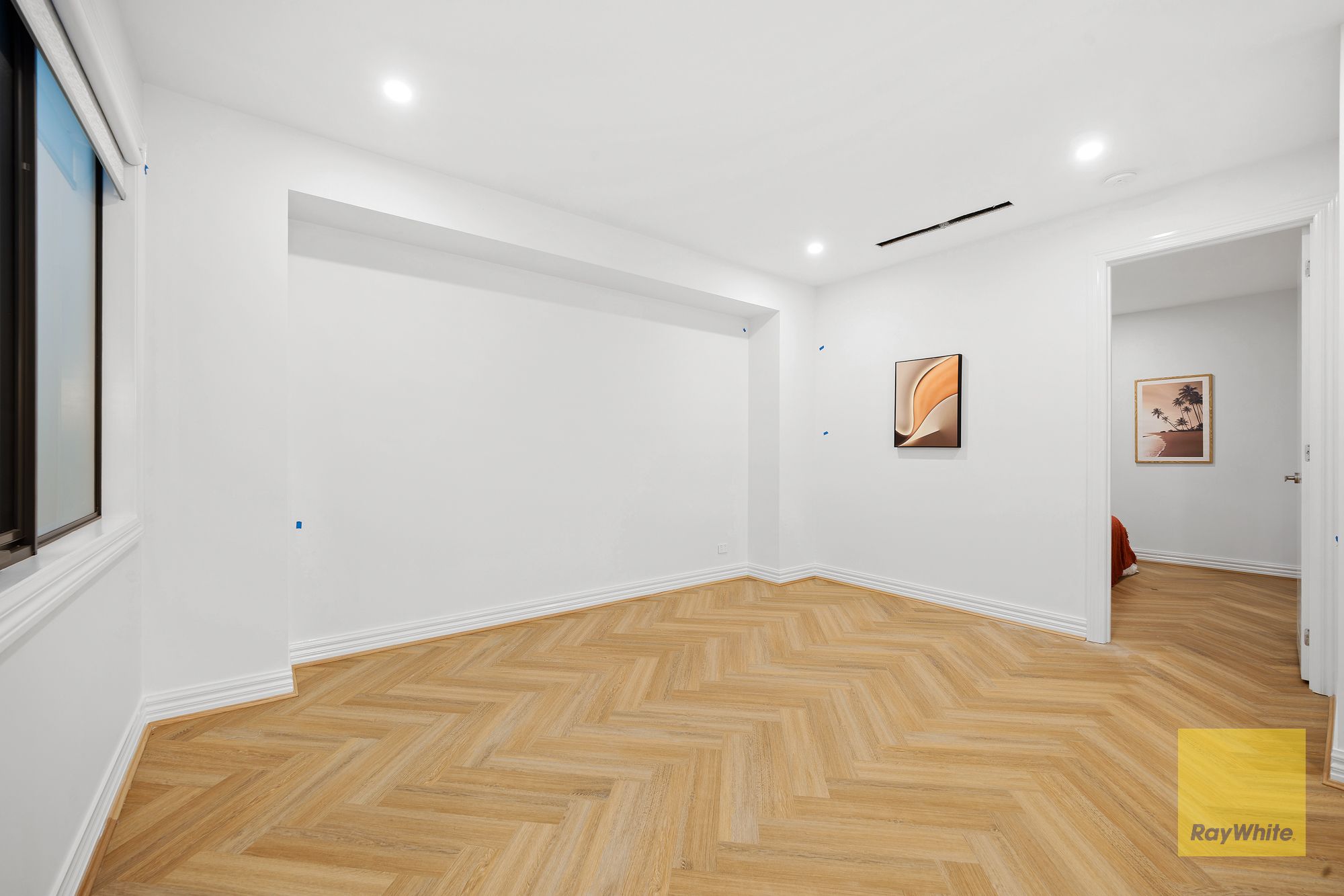 5 Lowland Crescent — photo 21 of 30