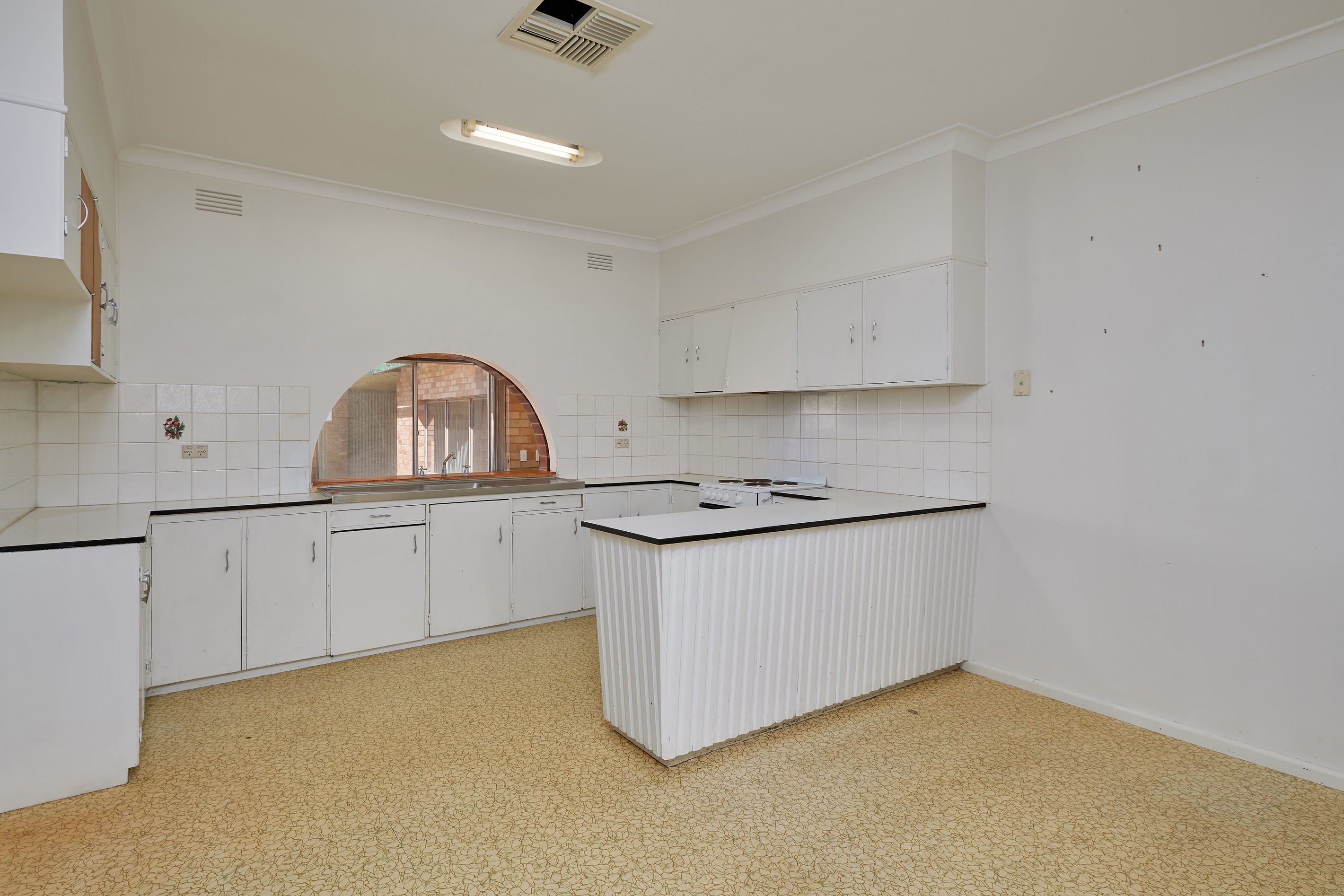 24 Anne Street, Tolland, NSW 2650