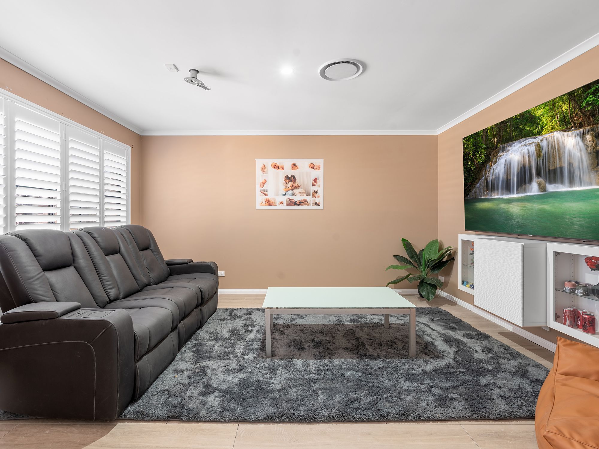 22 Coventina Crescent — photo 4 of 30