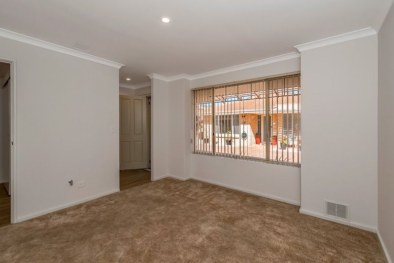 4/14 McNicholl Street — photo 7 of 19