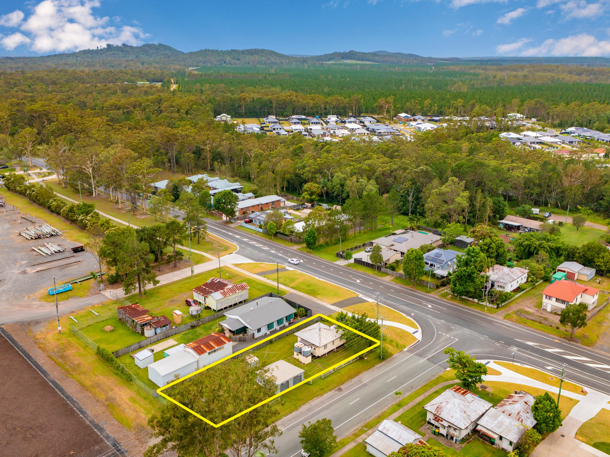 31 Caloundra Street, Landsborough, QLD 4550