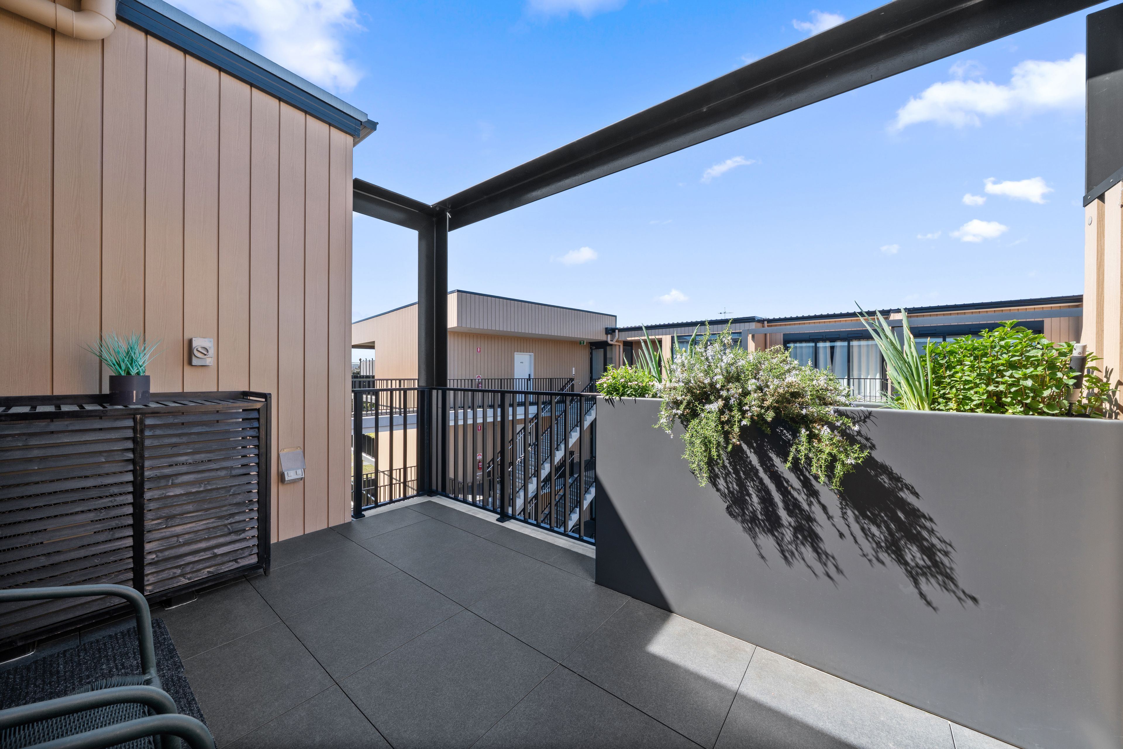 405/39 Braybrooke Street — photo 13 of 19