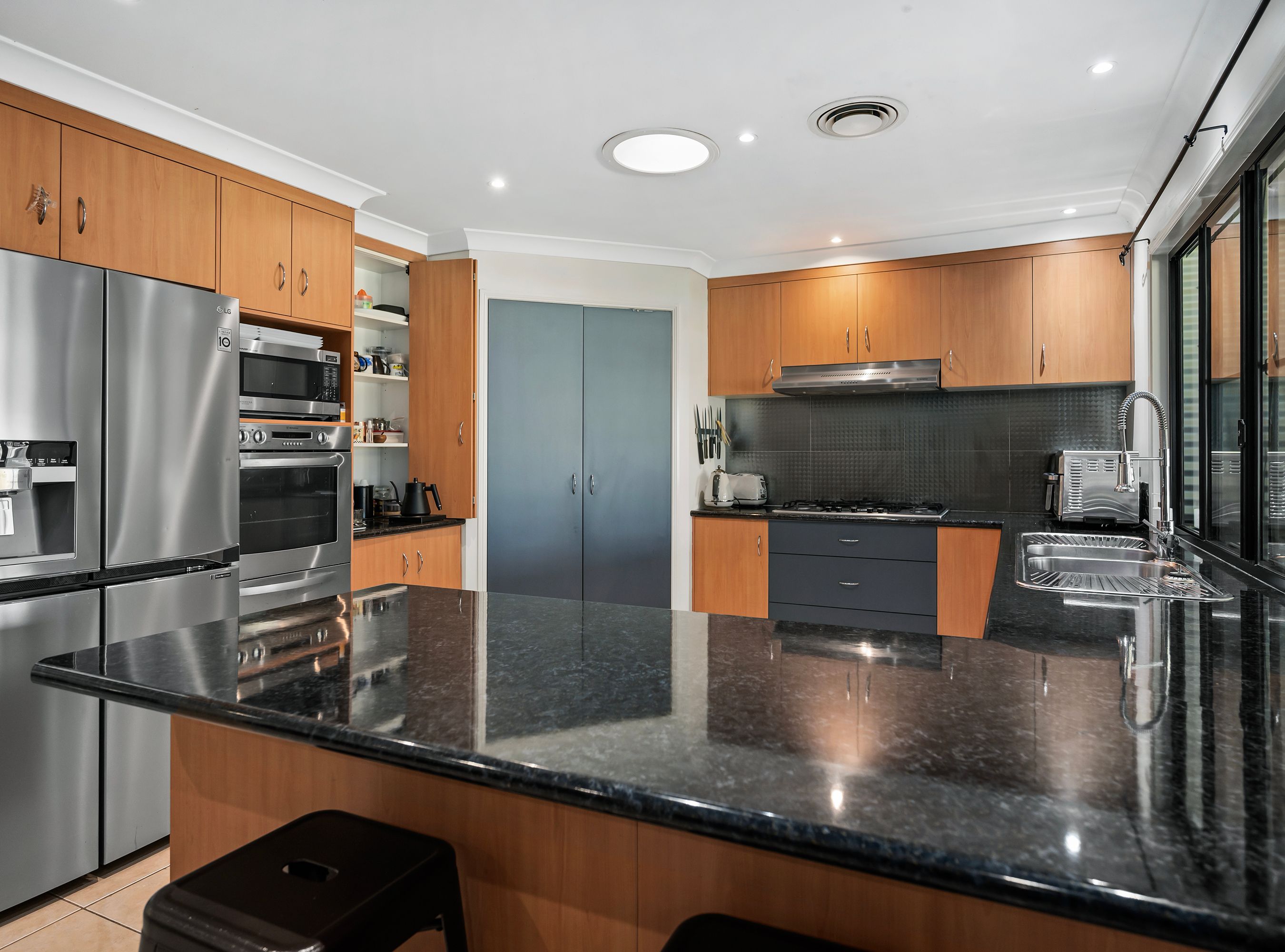 7 Angus Street — photo 3 of 21