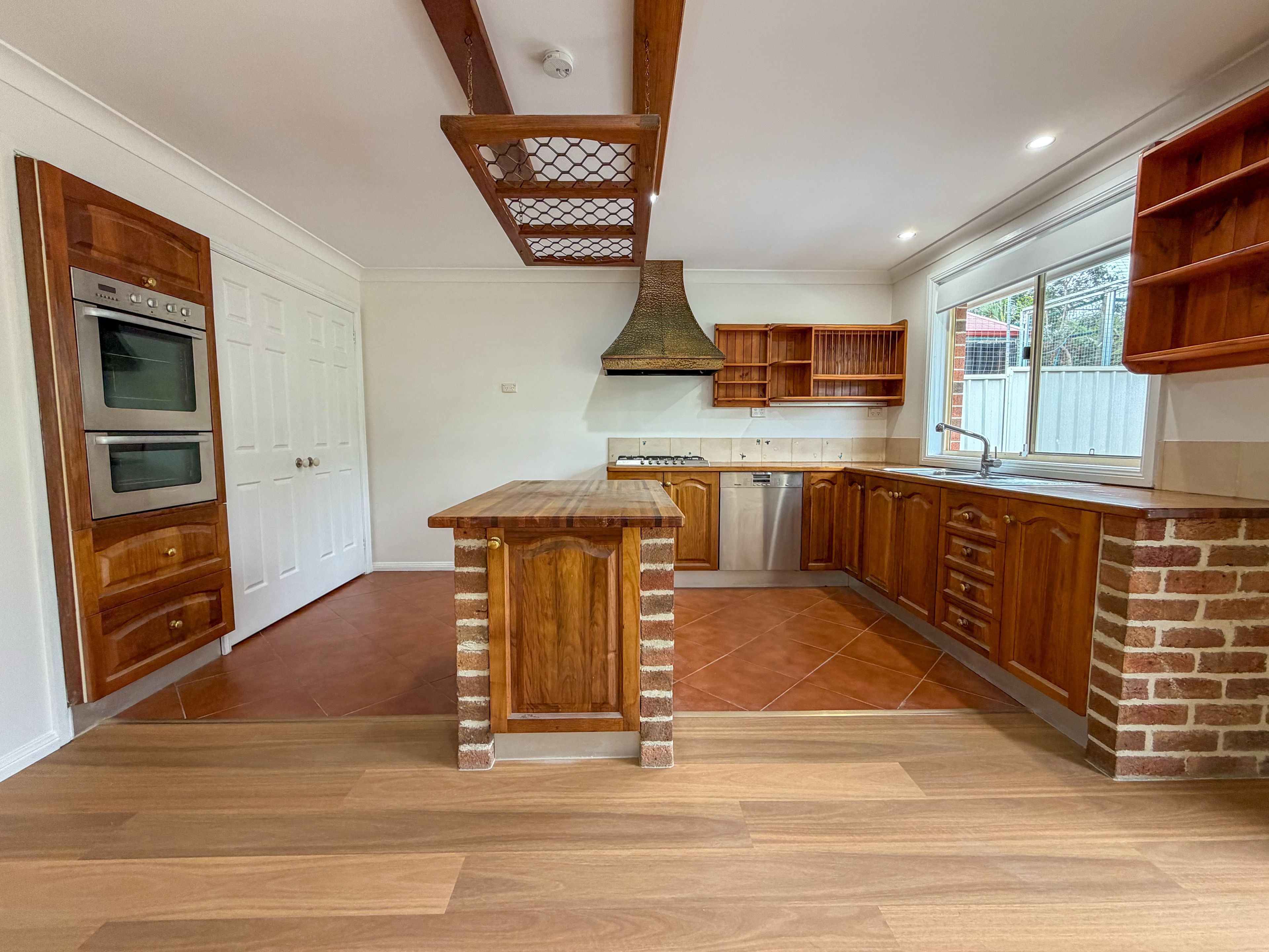 16 Yellow Gum Close, Glenmore Park, NSW