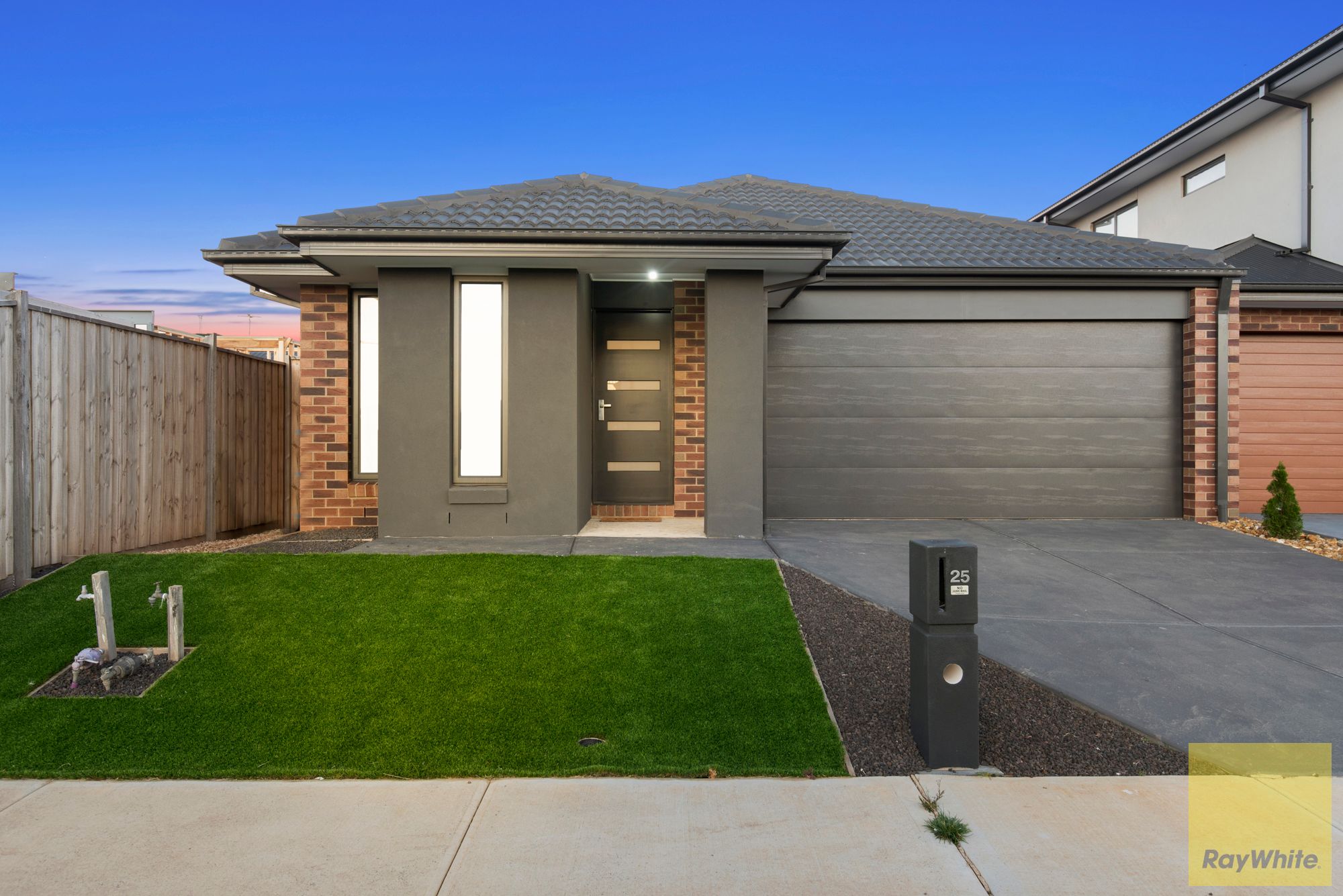 25 Vanburn Road, Truganina, VIC 3029 Sold House Ray White Truganina