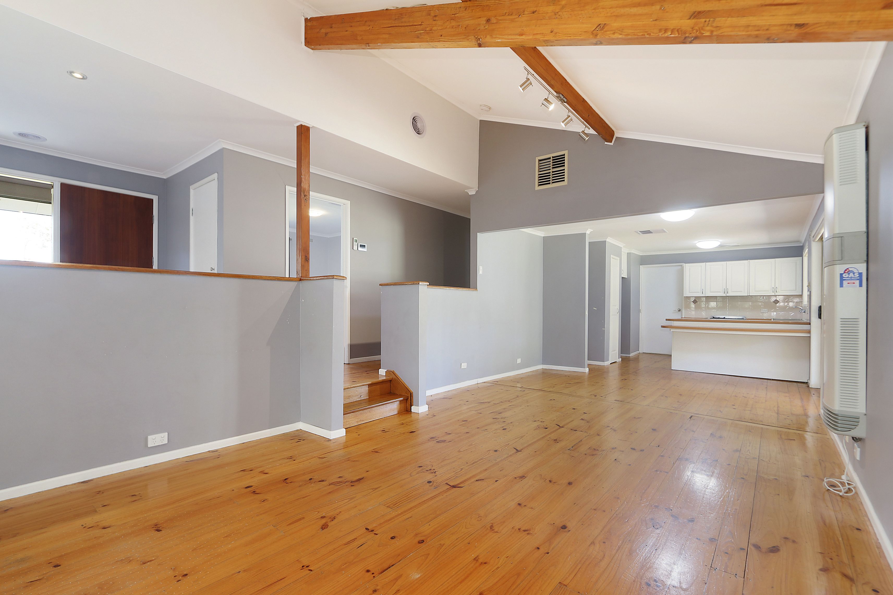 9 Tabletop Court, Thurgoona, NSW 2640