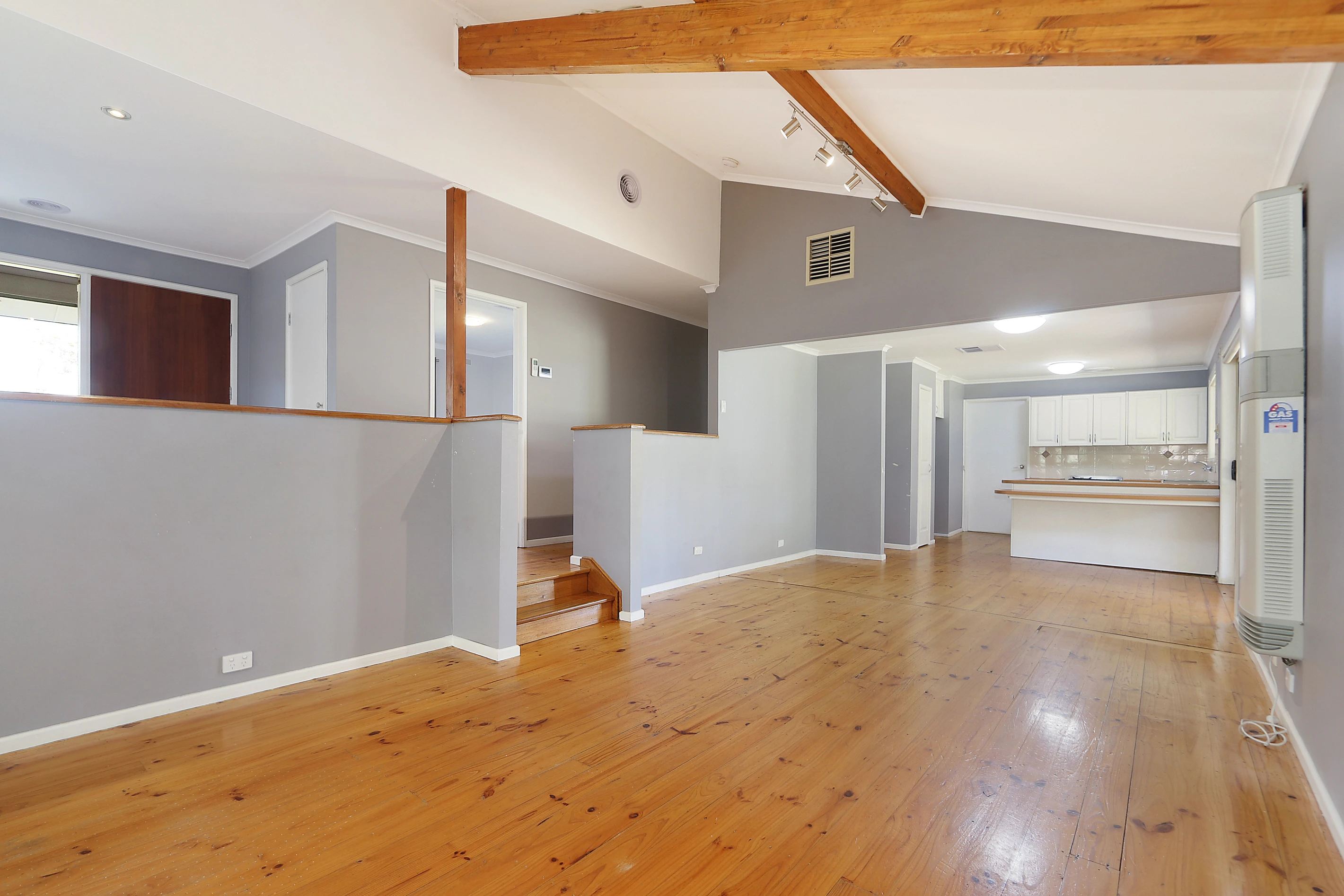 9 Tabletop Court, Thurgoona, NSW 2640