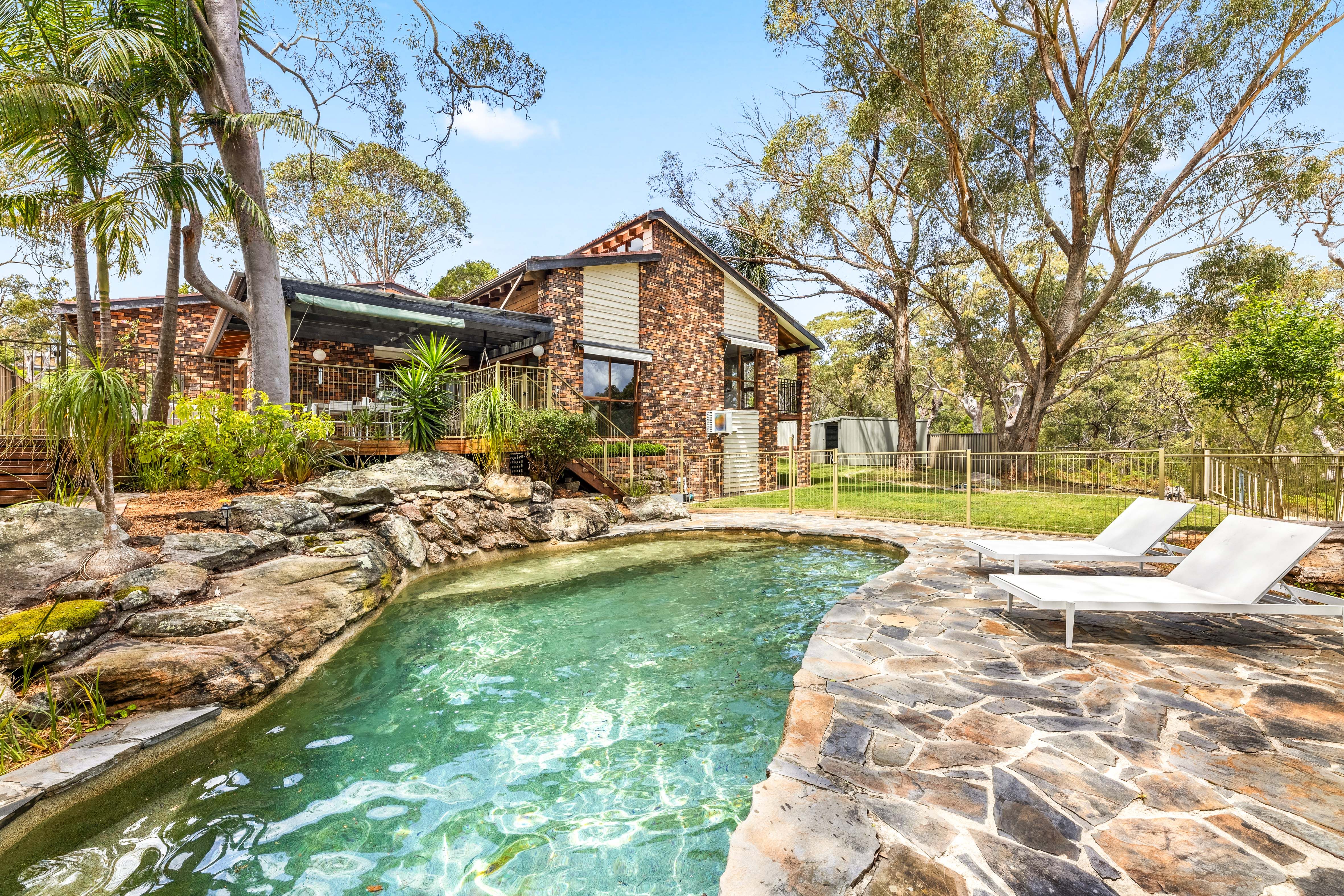16 Landy Close, Menai NSW 2234