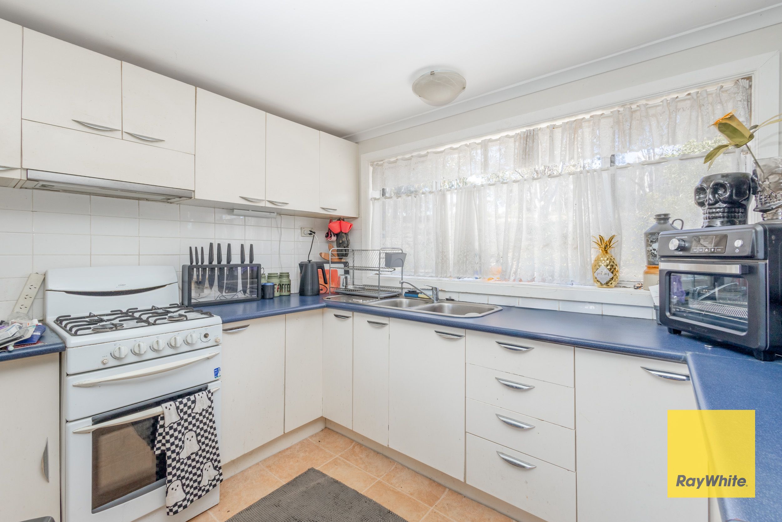 1 Cartwright Street — photo 3 of 12