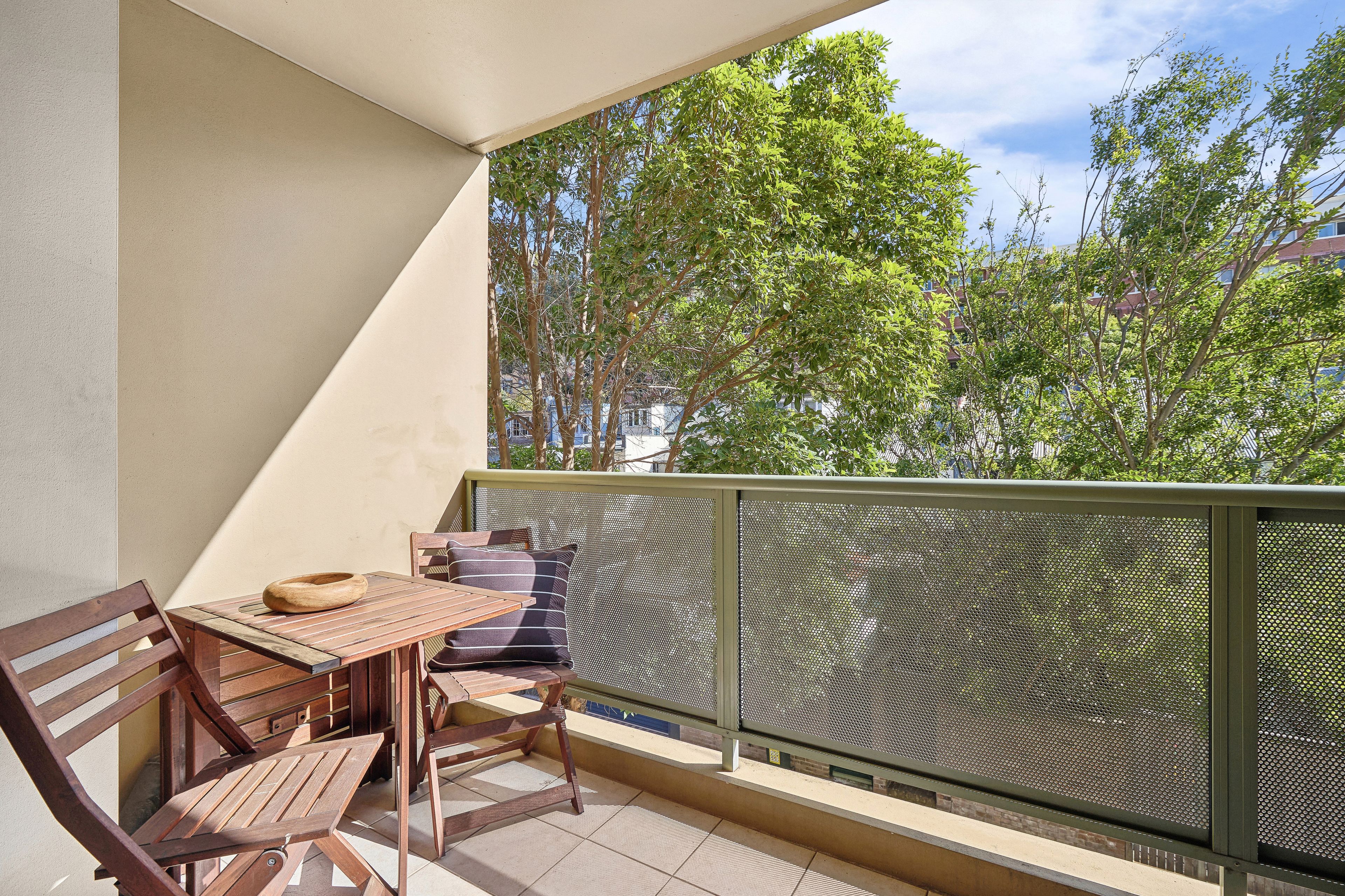 163/149197 Pyrmont Street (Enter via Experiment St), Pyrmont, NSW 2009 Sold Apartment Ray