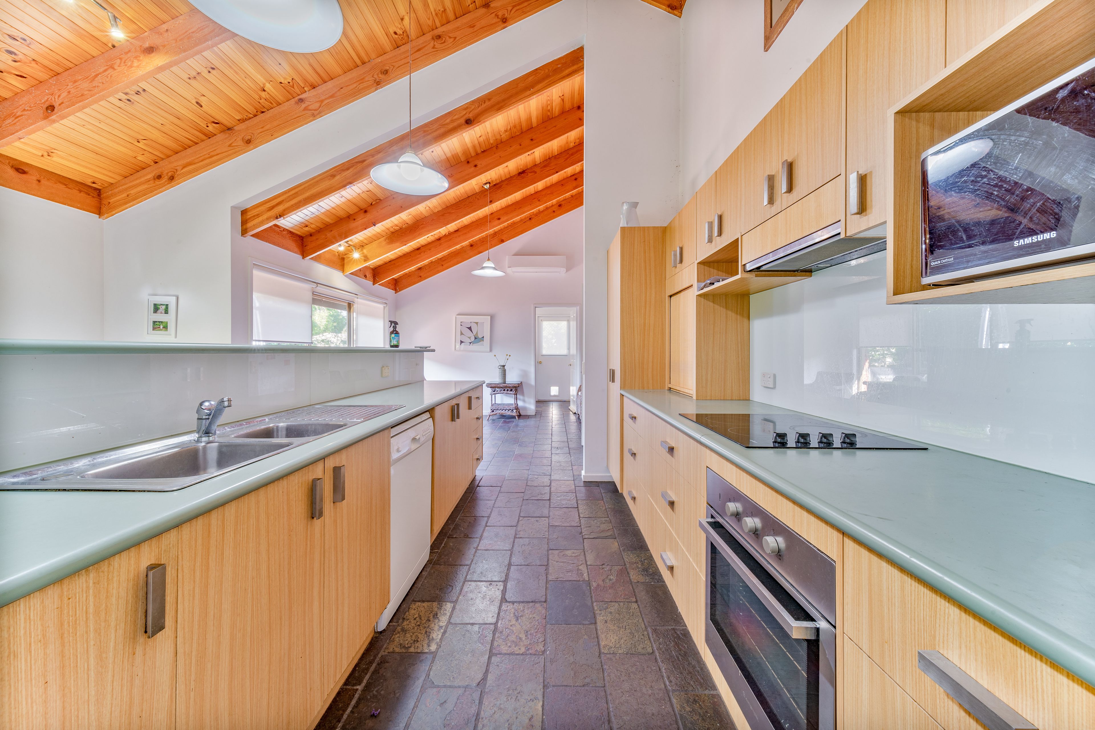 3 Sedgwick Close, Kennington, VIC 3550