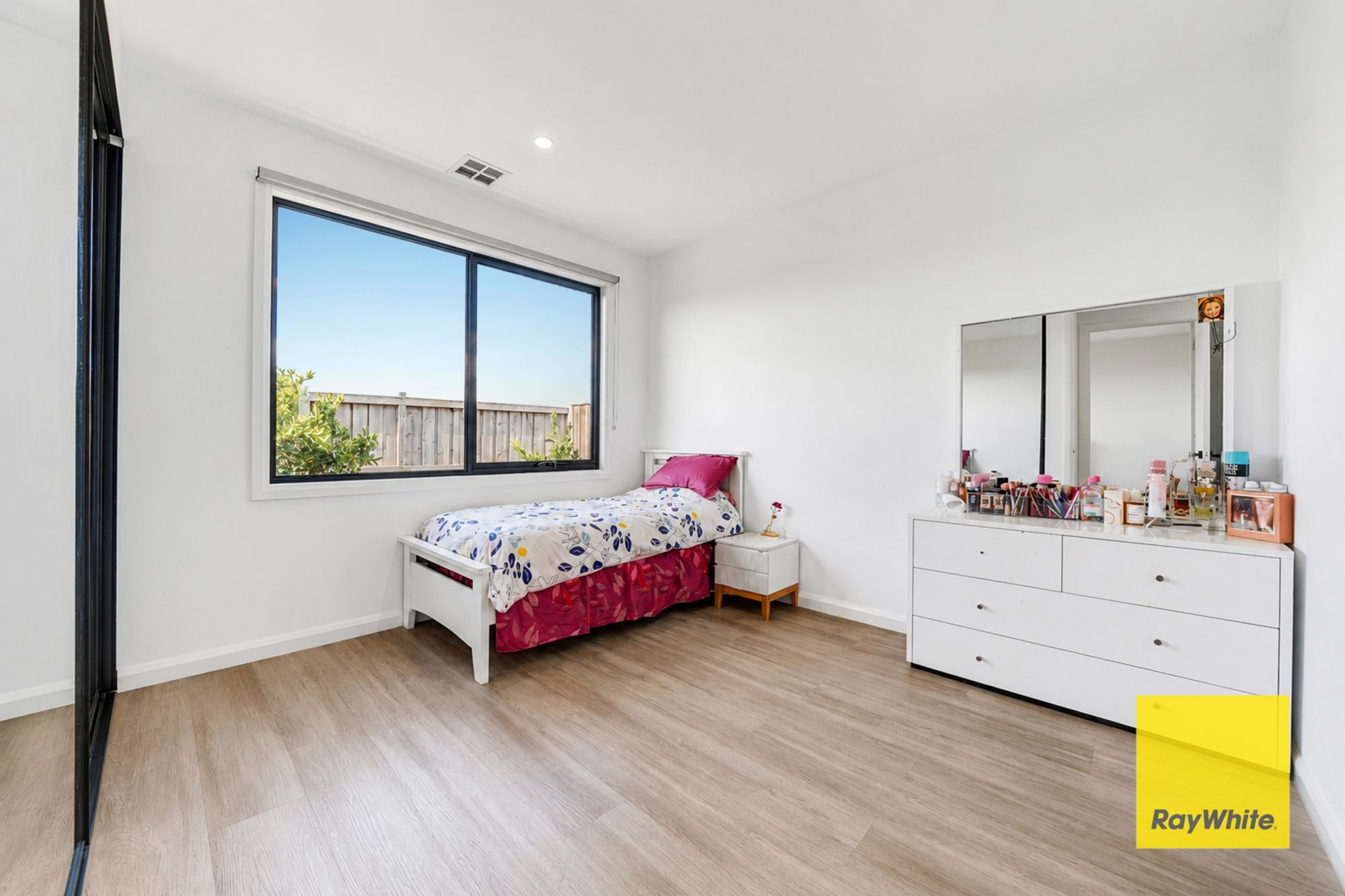 1 Amreli Street — photo 14 of 27