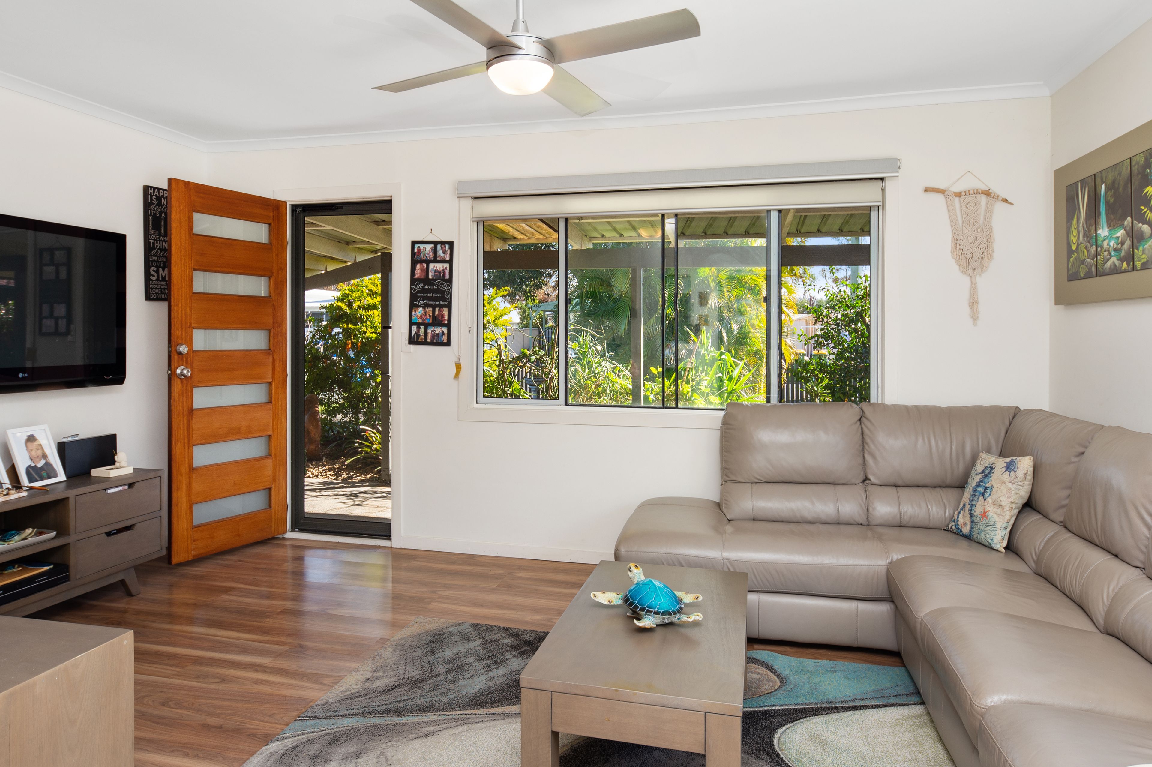 9 Jacaranda Avenue, Hollywell, QLD 4216