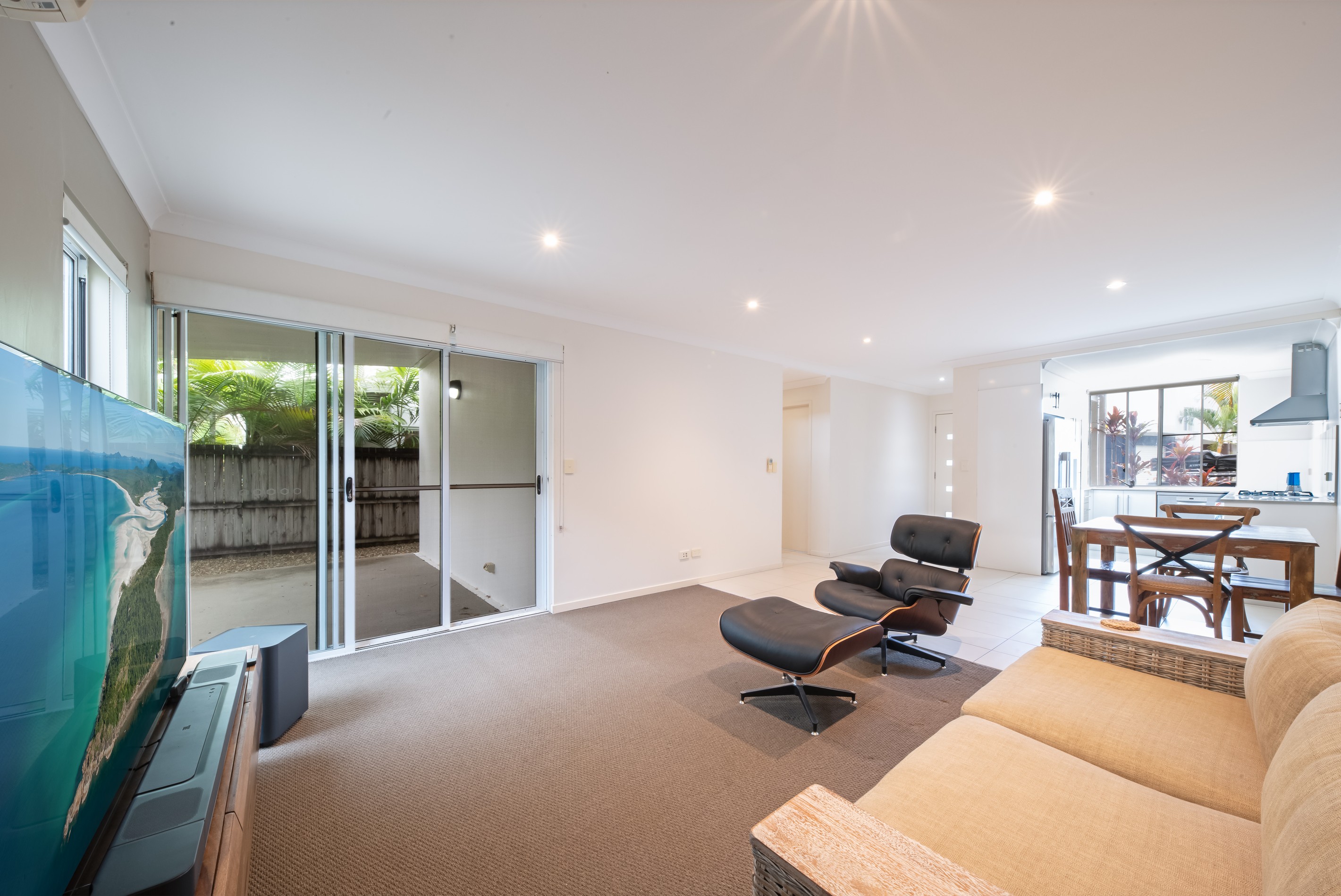 17/65 Manooka Drive, Cannonvale, QLD 4802