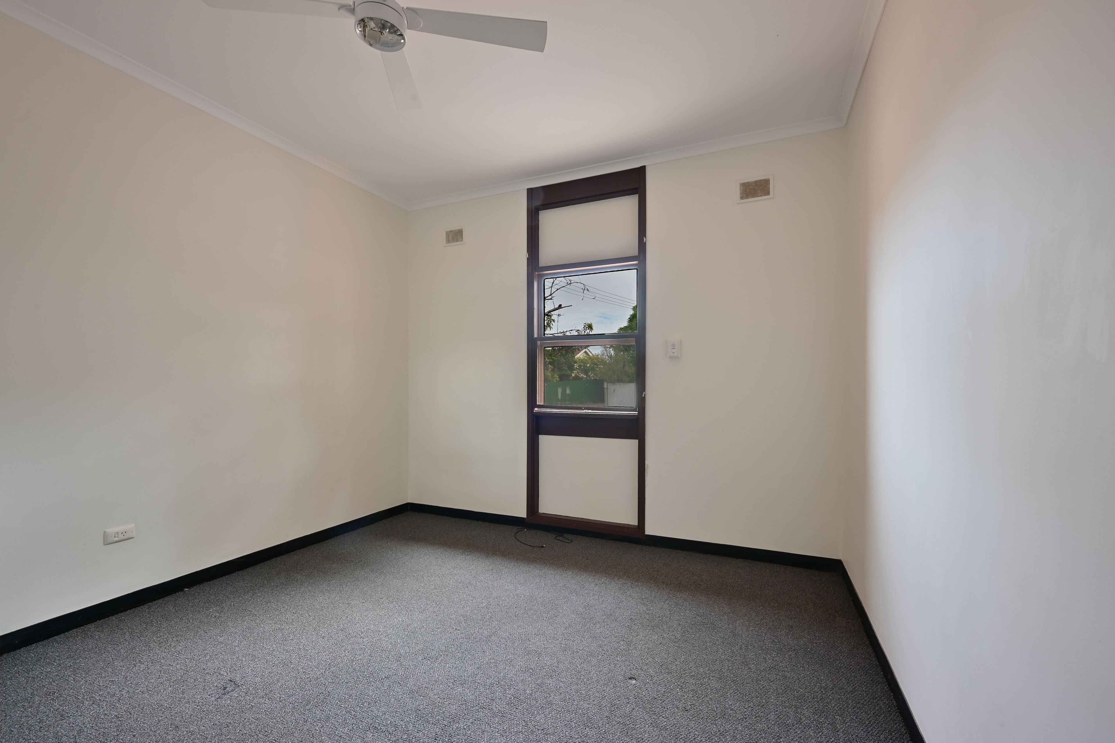 8/7 Rozee Street — photo 6 of 8