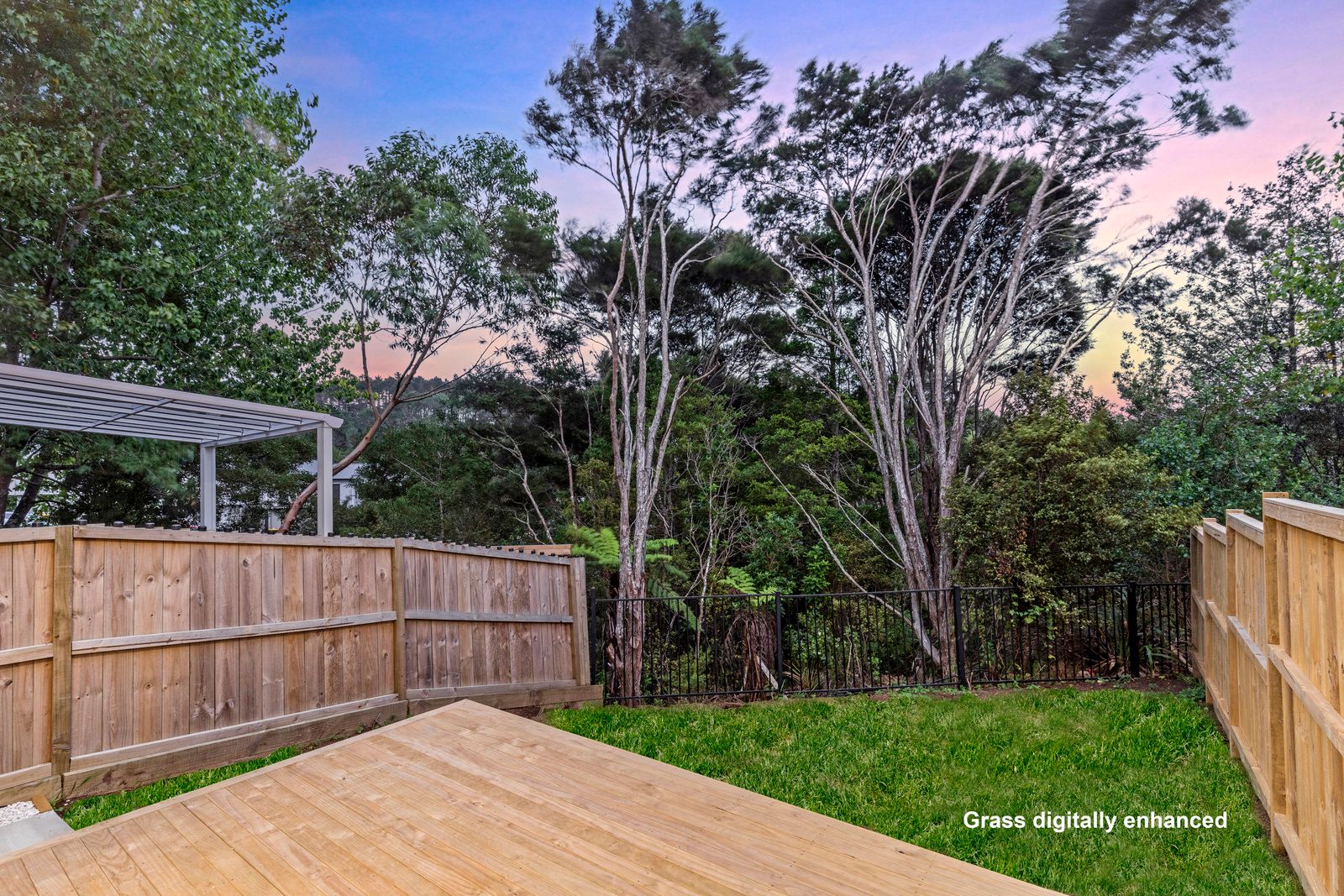 10 Waka Street, Albany, North Shore City