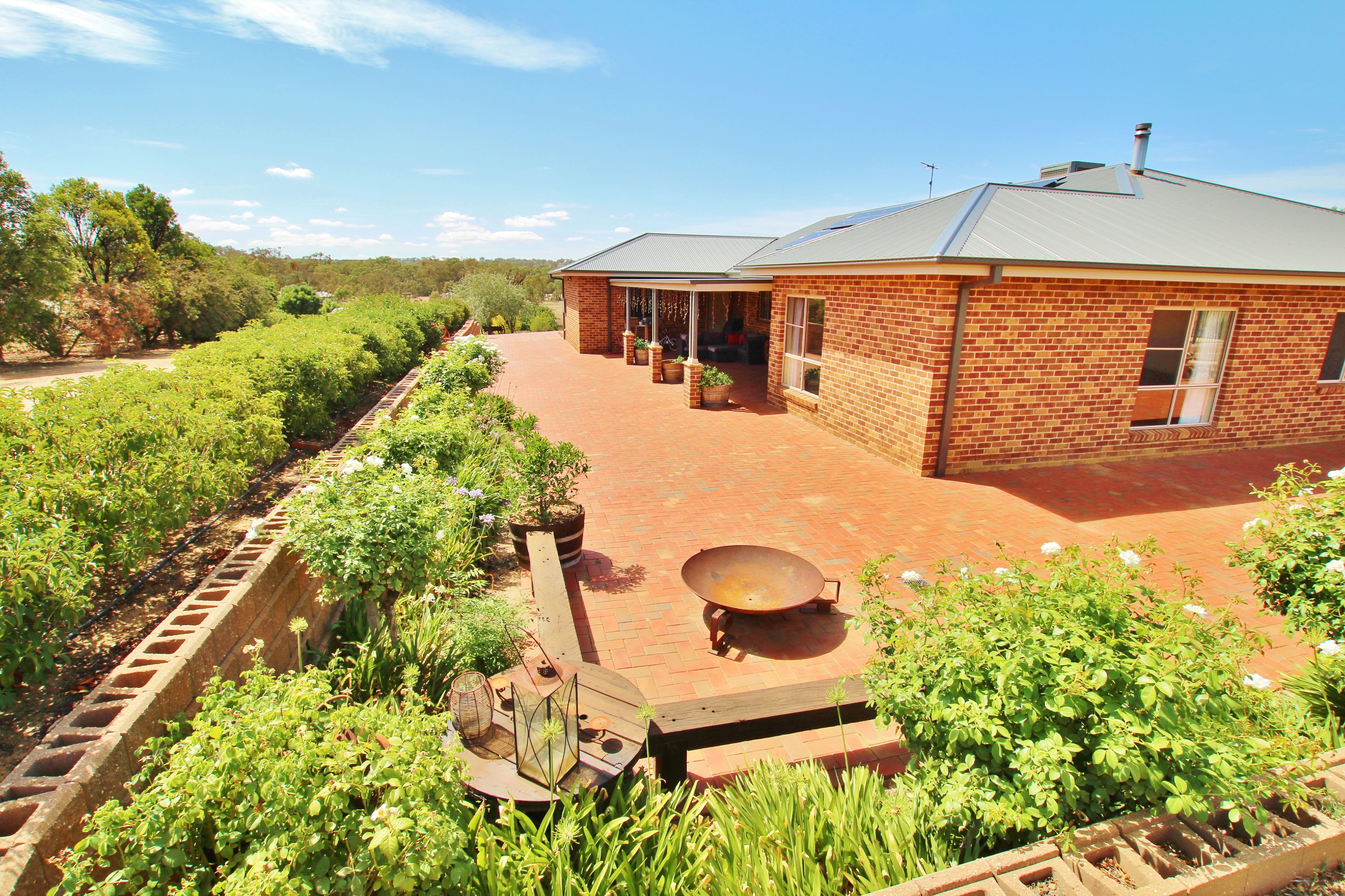 10 Forsythe Avenue, Young, NSW 2594