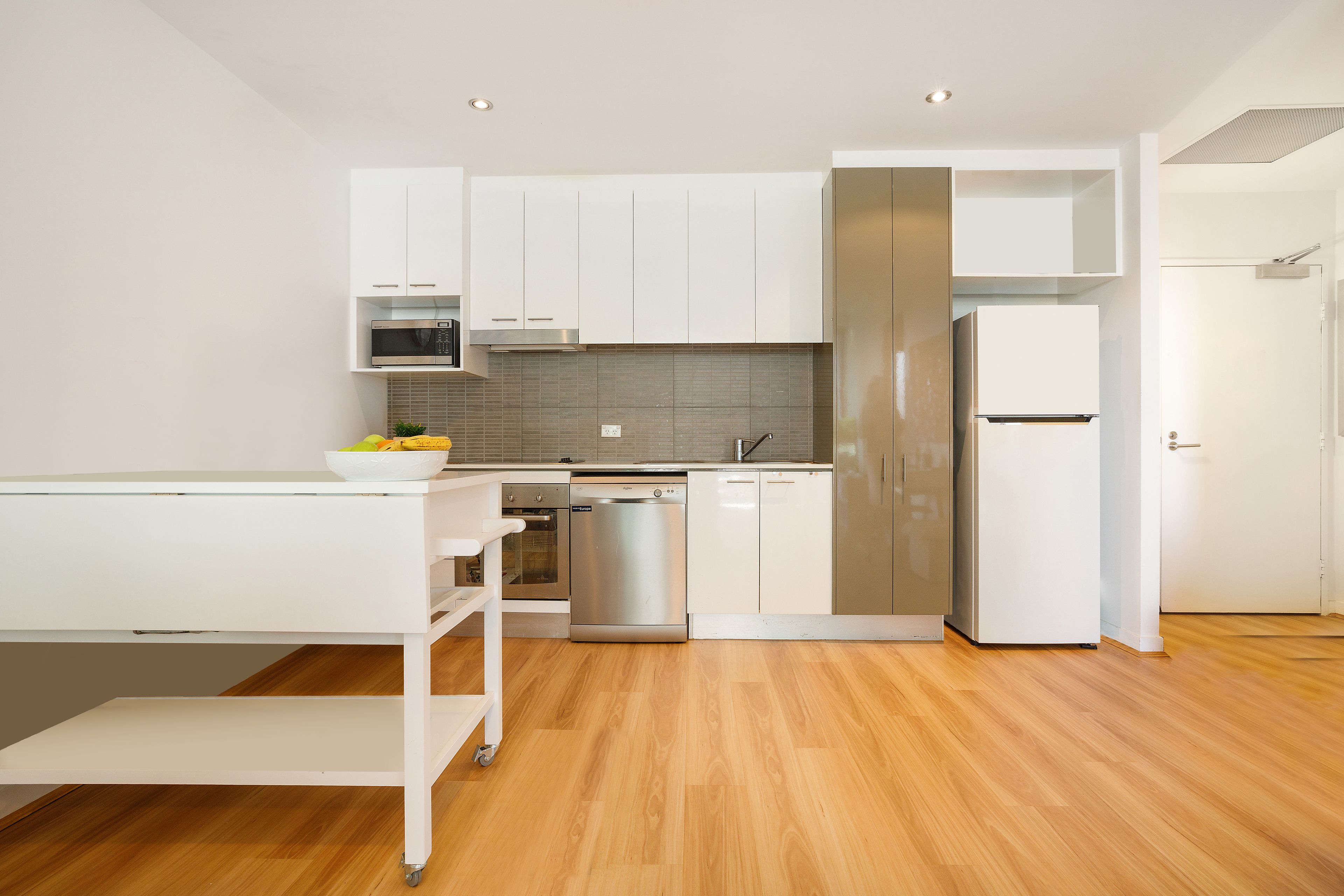 2002/33 T E Peters Drive, Broadbeach, QLD 4218