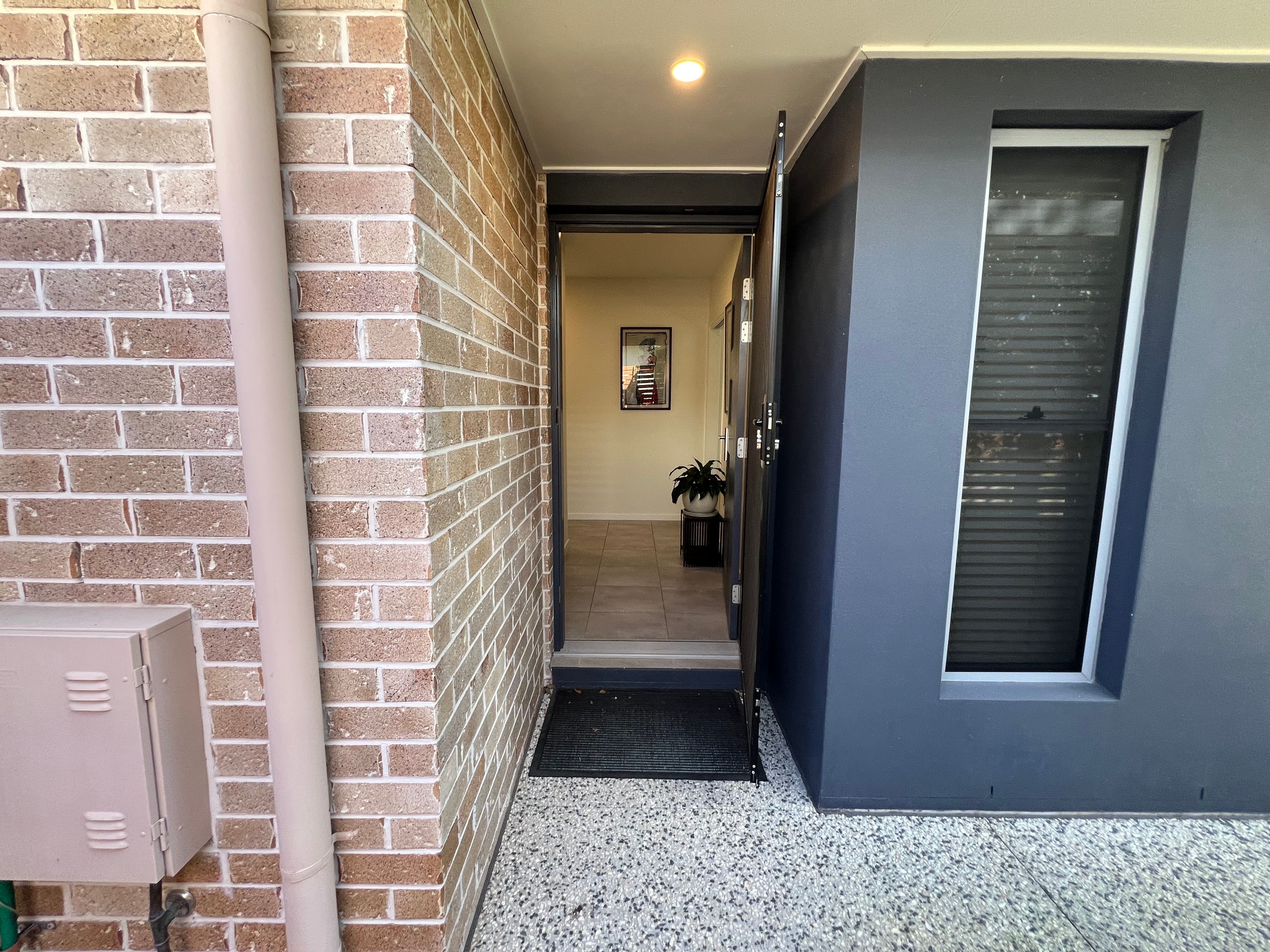 24 Bladensburg Drive, Waterford, QLD 4133