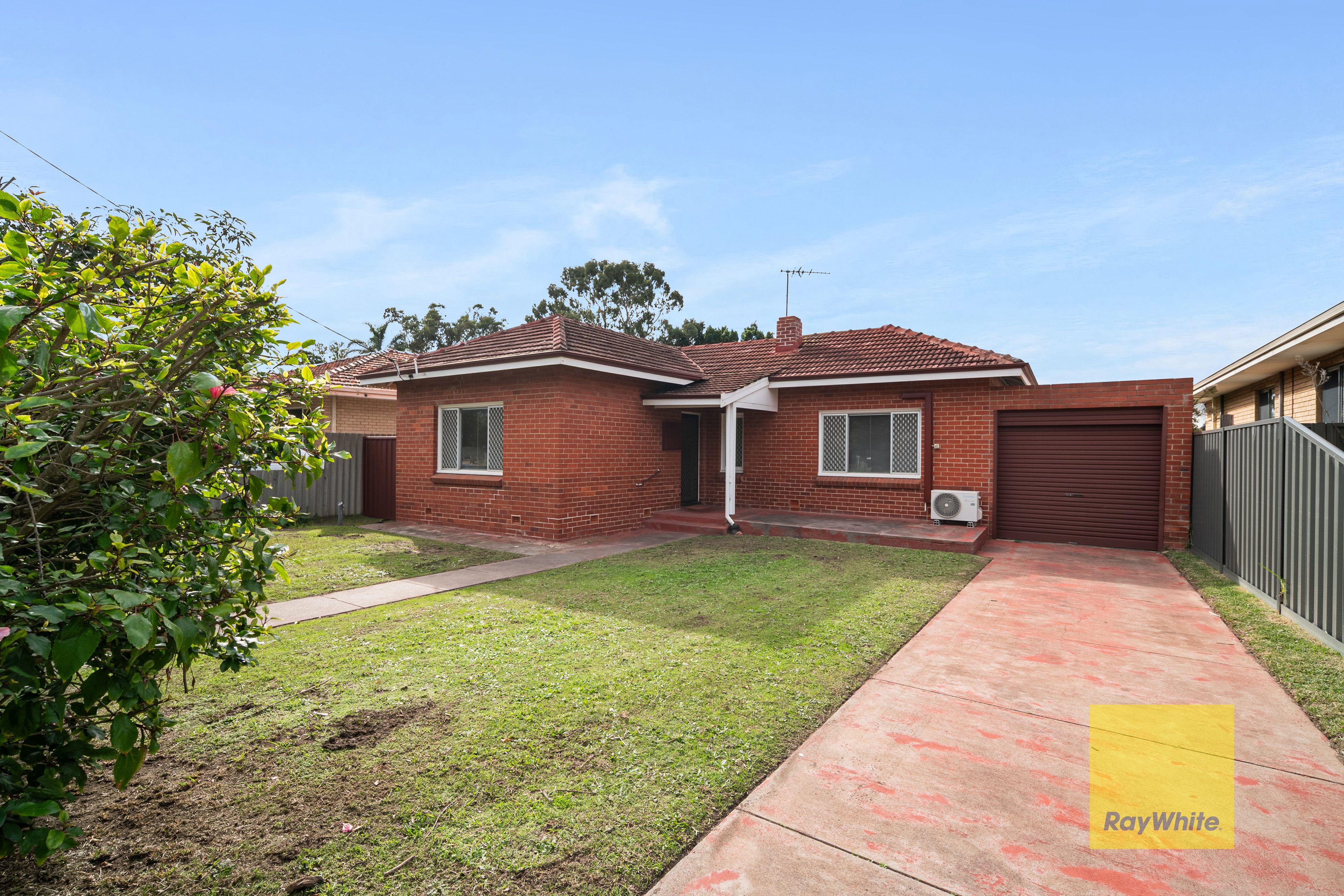 20 Victoria Parade, Midvale, WA 6056