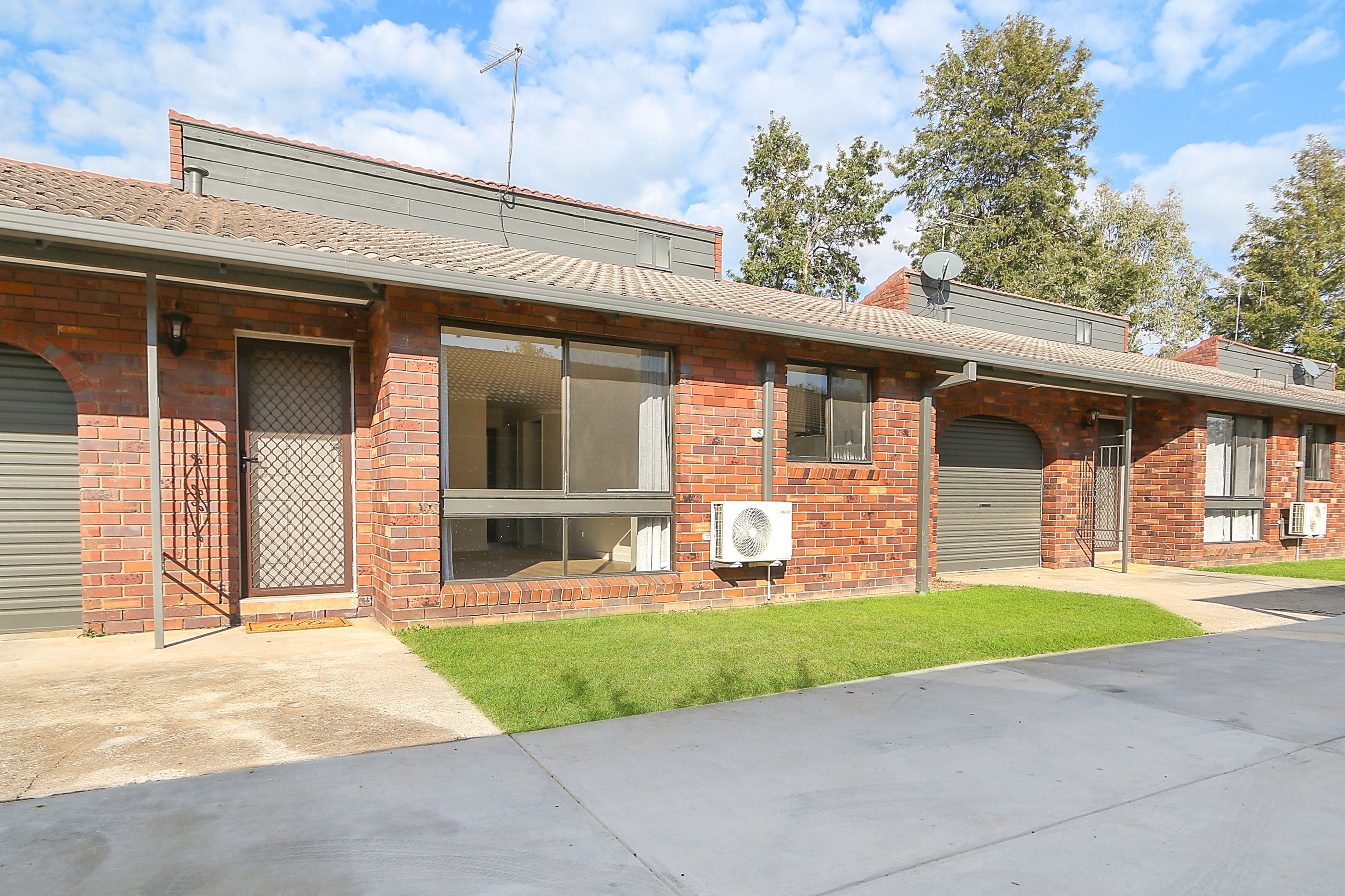 2/945 Fairview Drive, North Albury, NSW 2640