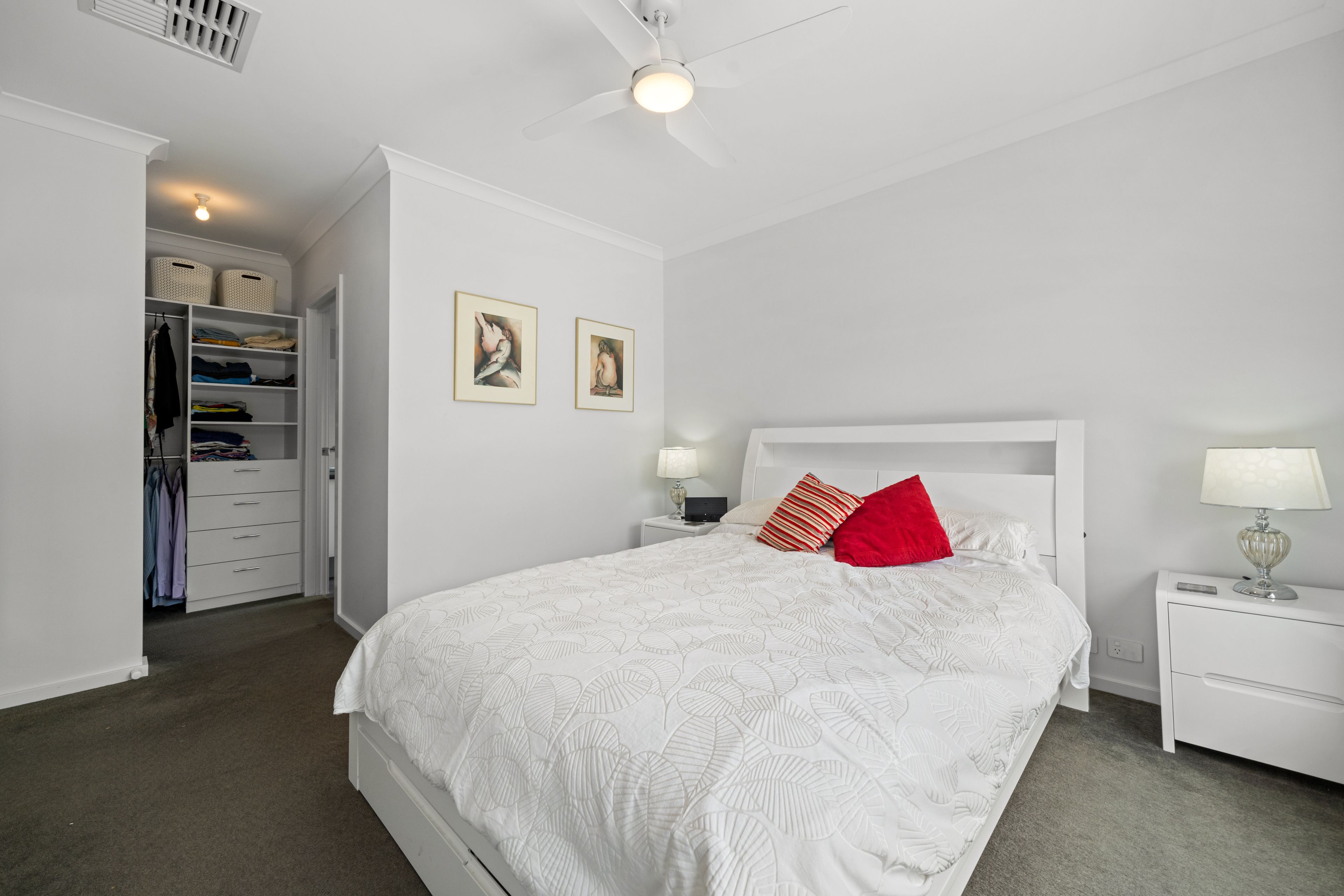 4 Cronulla Drive — photo 12 of 20