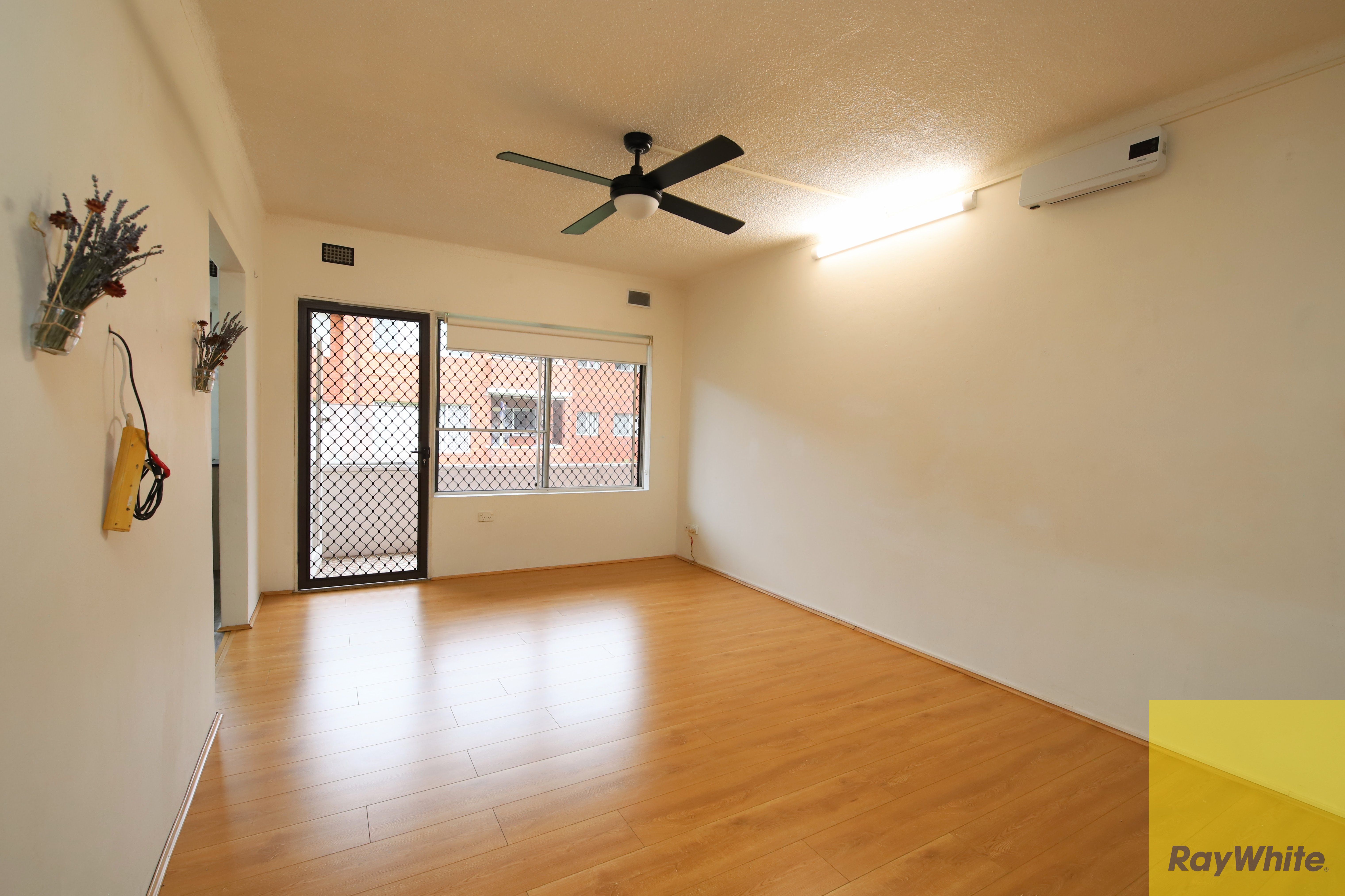 2/85 Chapel Road — photo 5 of 9