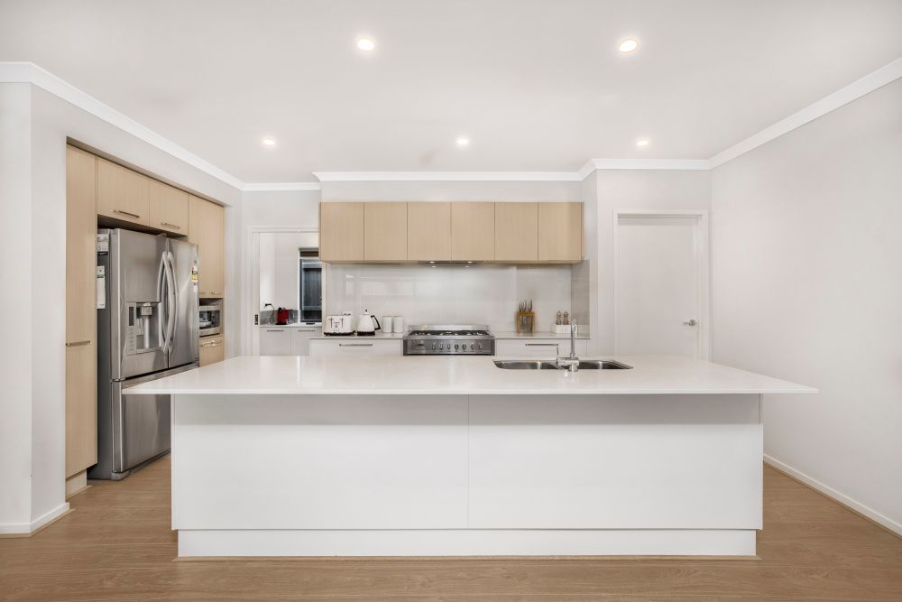 5 Ambleside Way, Officer, VIC 3809