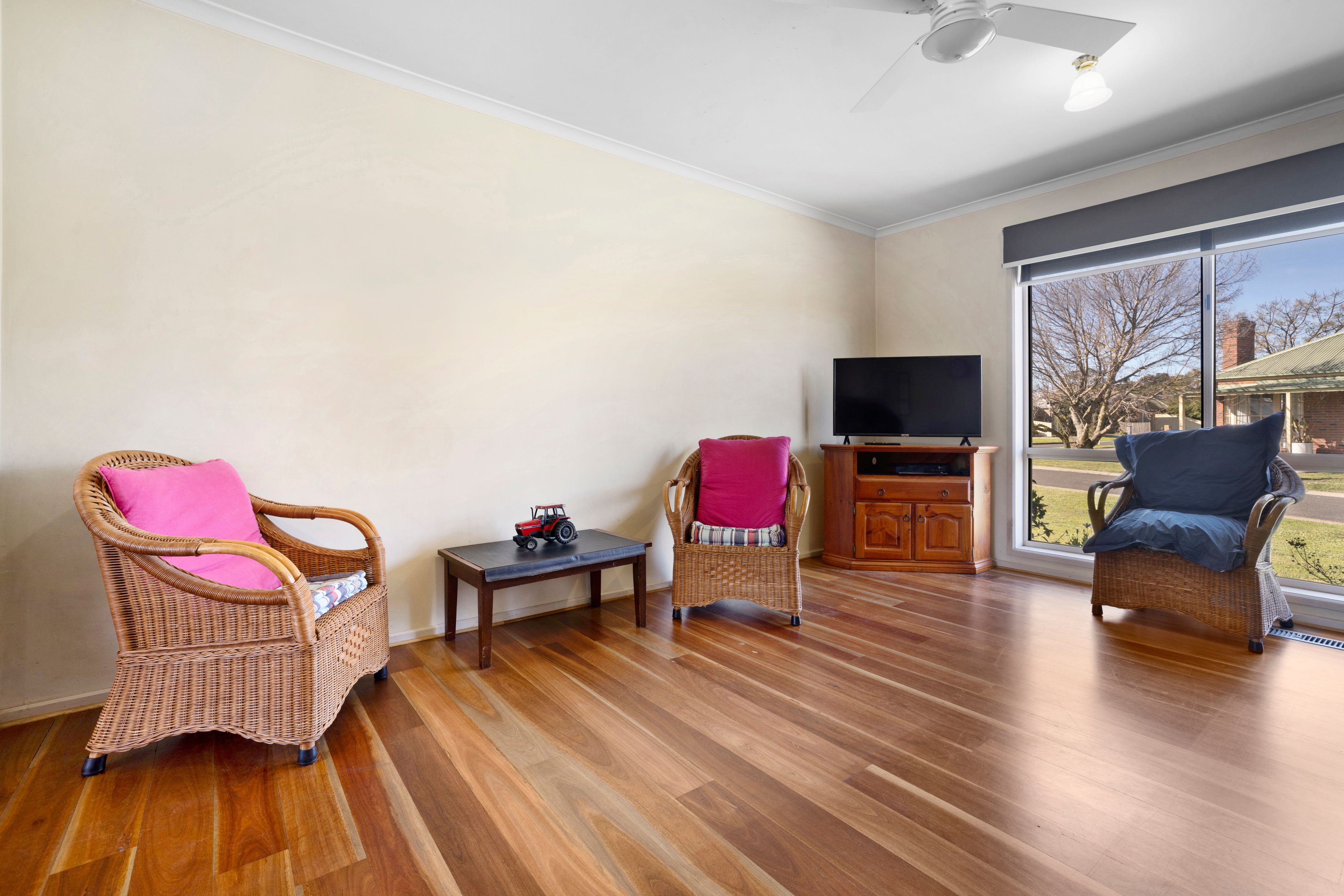 27 Horsfield Street — photo 13 of 20