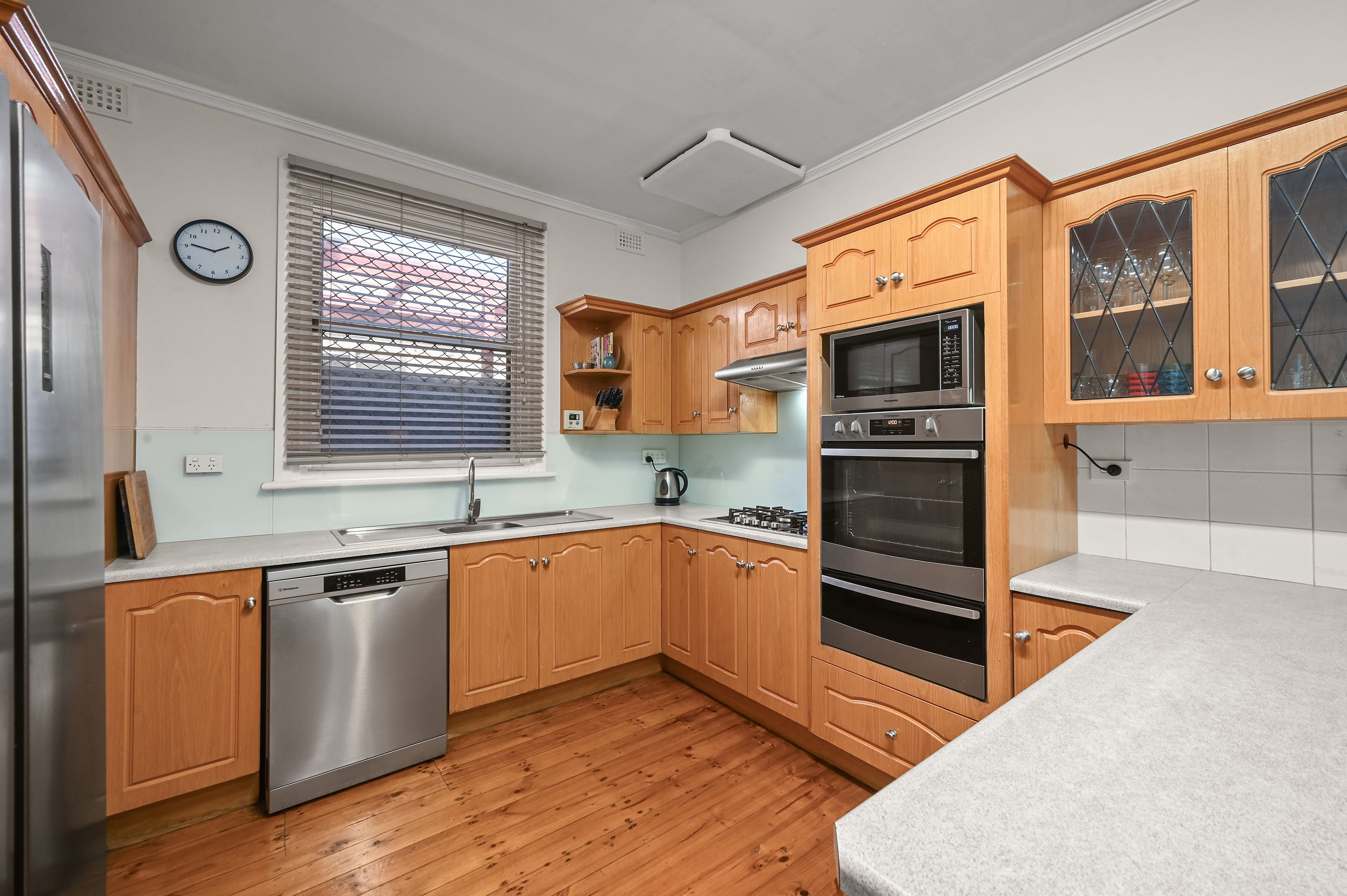 179 Victoria Road — photo 6 of 22