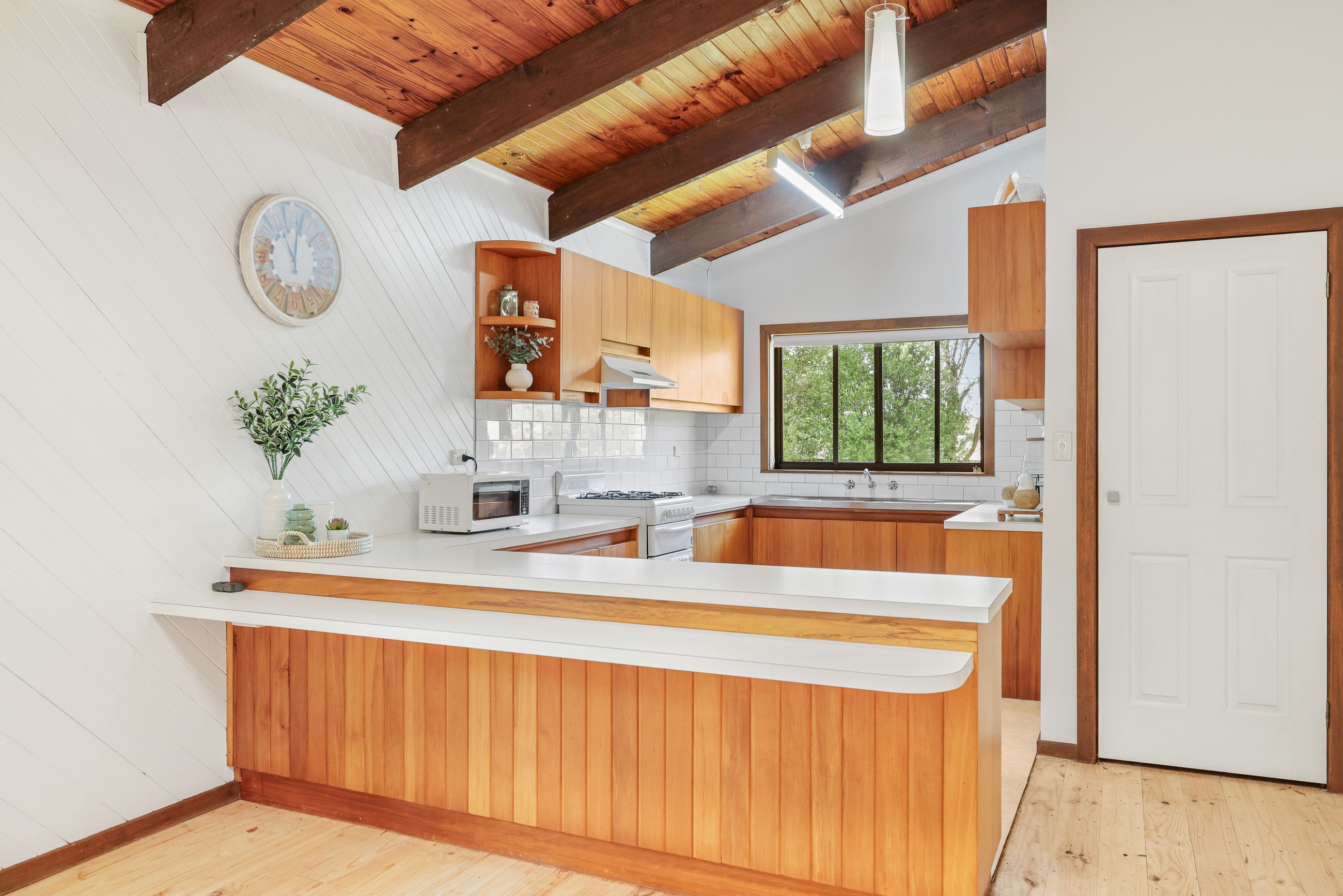 43 Anderson Road — photo 3 of 14