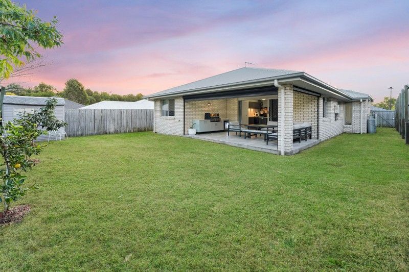 26 Goldfinch Street — photo 15 of 19