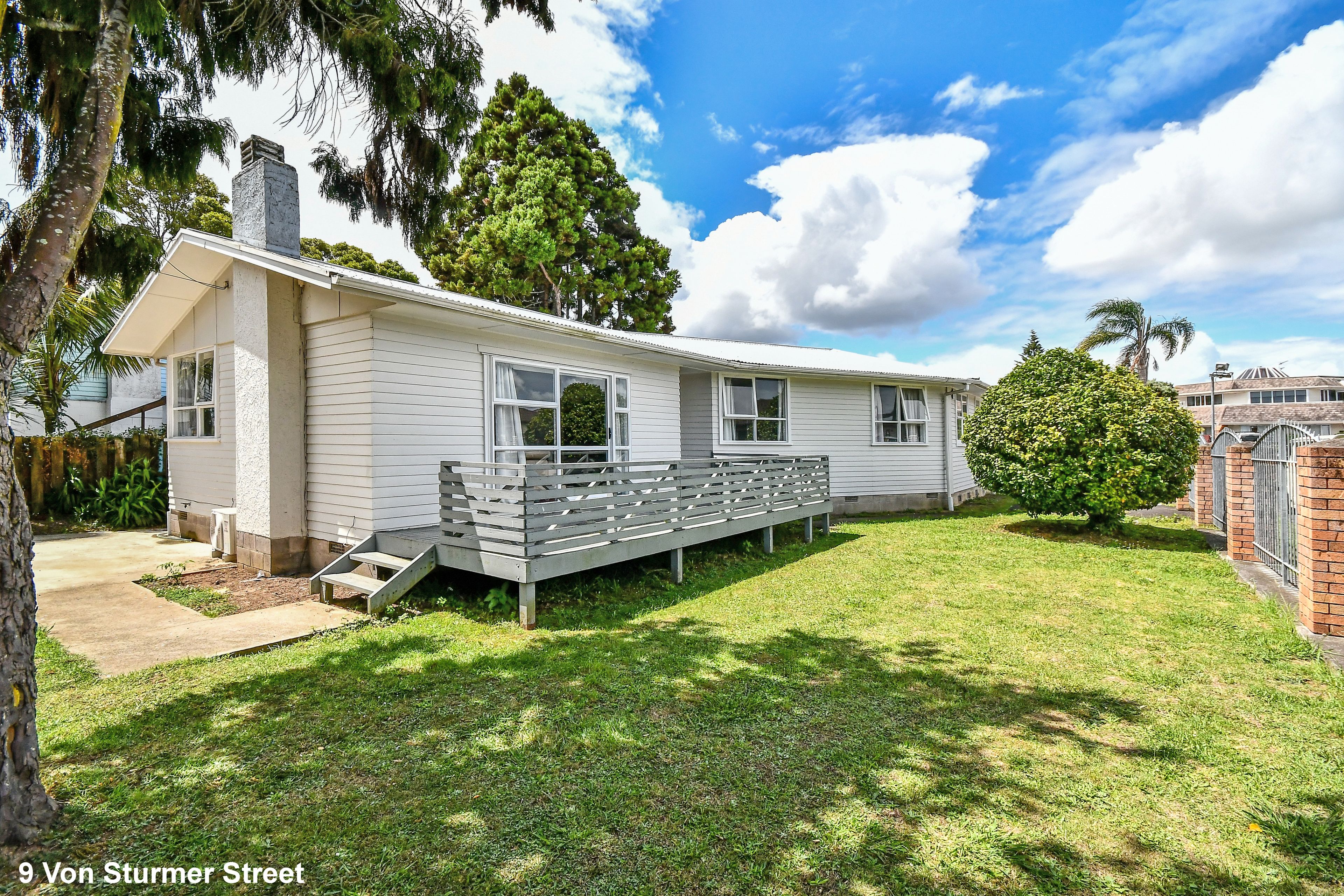 9 Von Sturmer Street, Mangere East, Manukau City