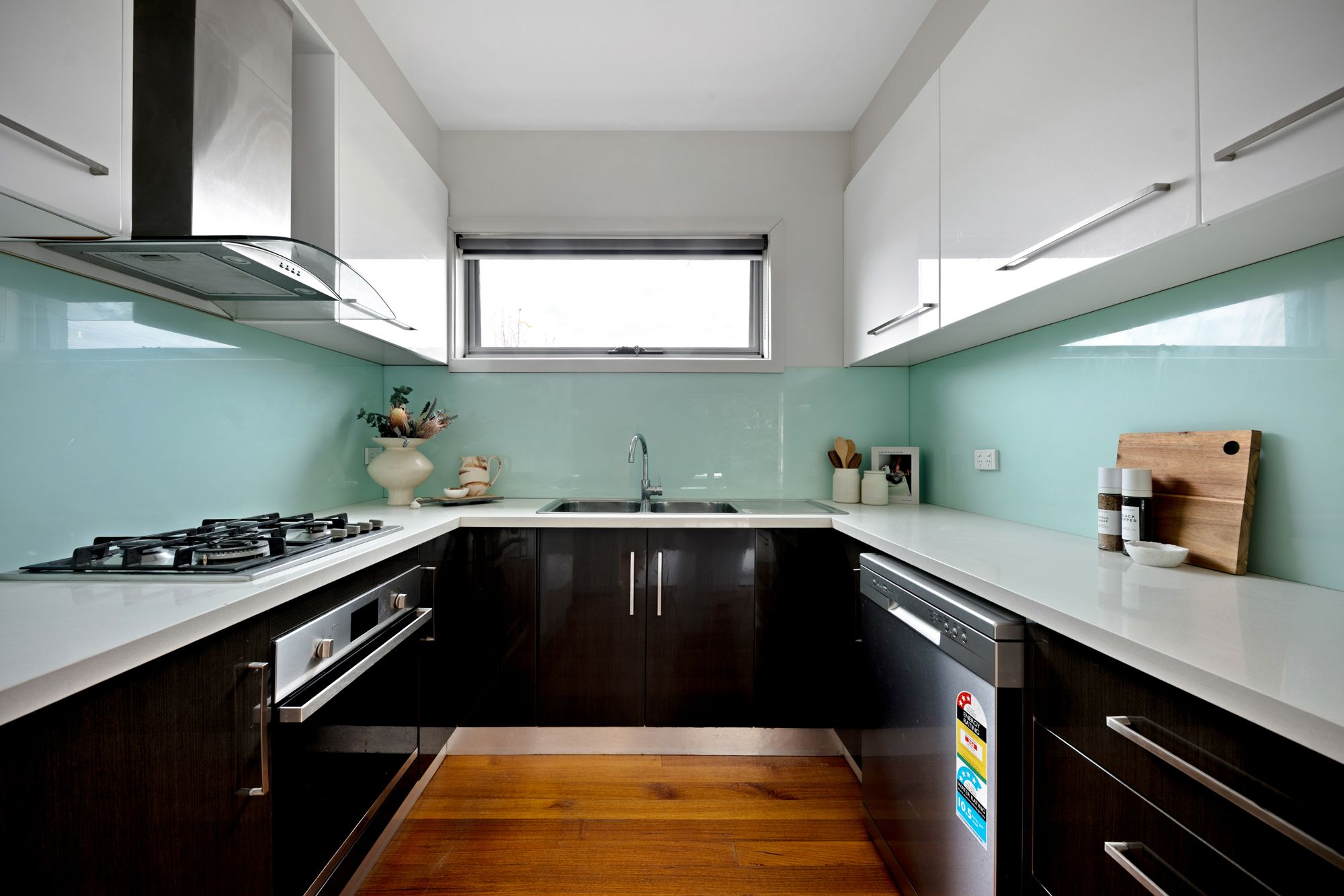 2/20 Stenhouse Avenue — photo 4 of 15