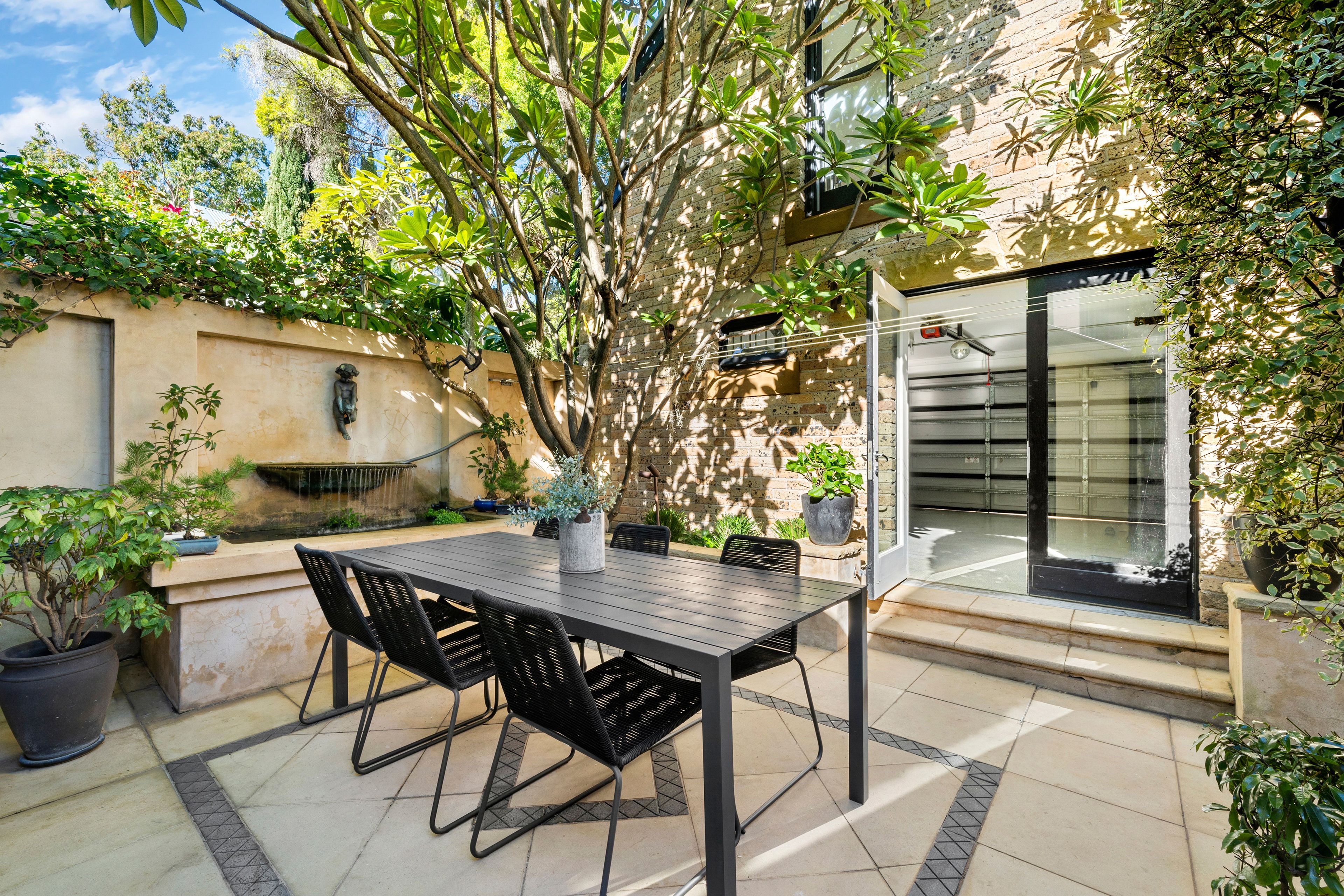 17 Rowley Street, Camperdown, NSW 2050 Sold House Ray White