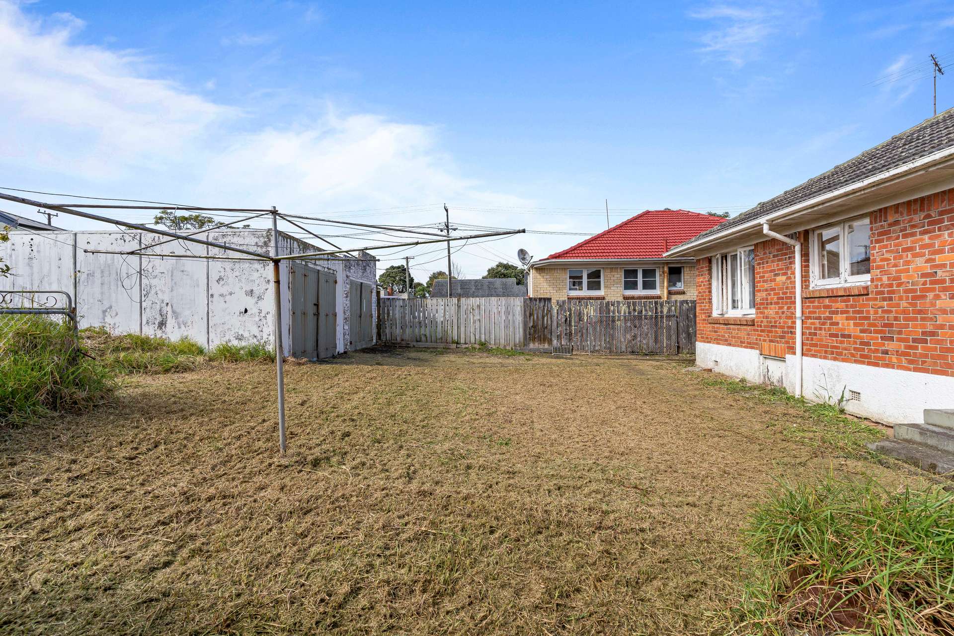 312 Sandringham Road photo 13