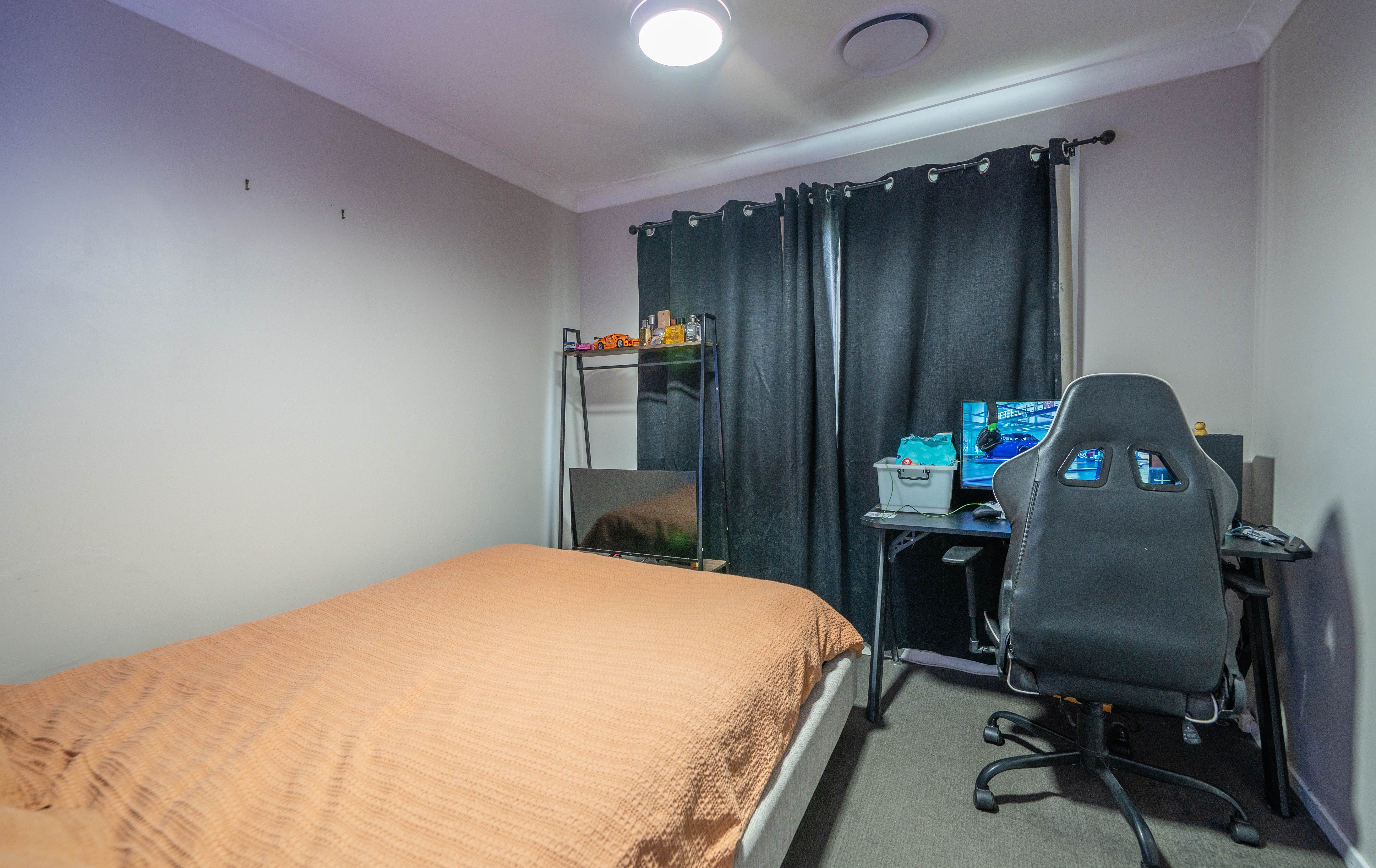 22 Brolgan Road — photo 9 of 11