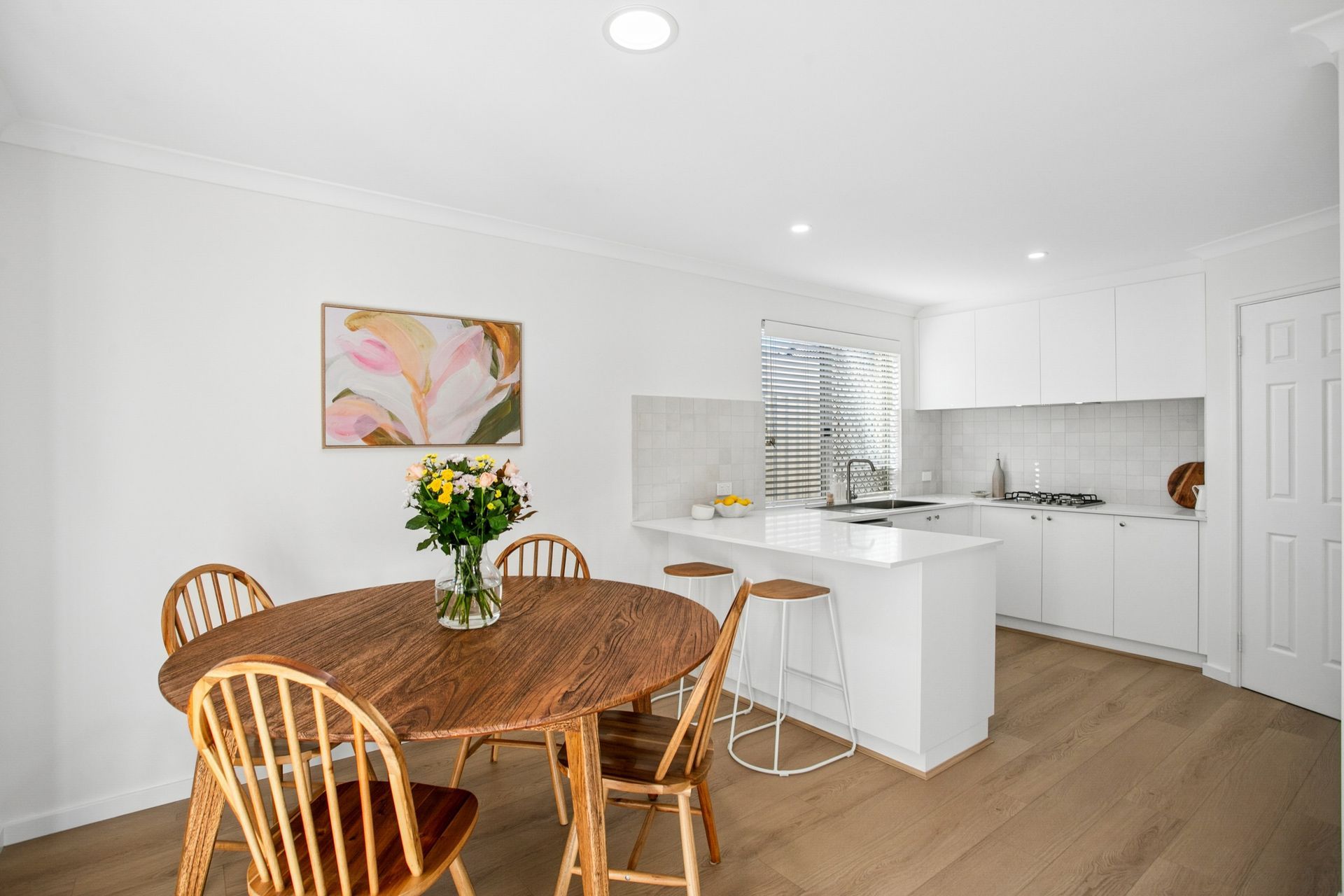 2/13 Langley Crescent — photo 12 of 30