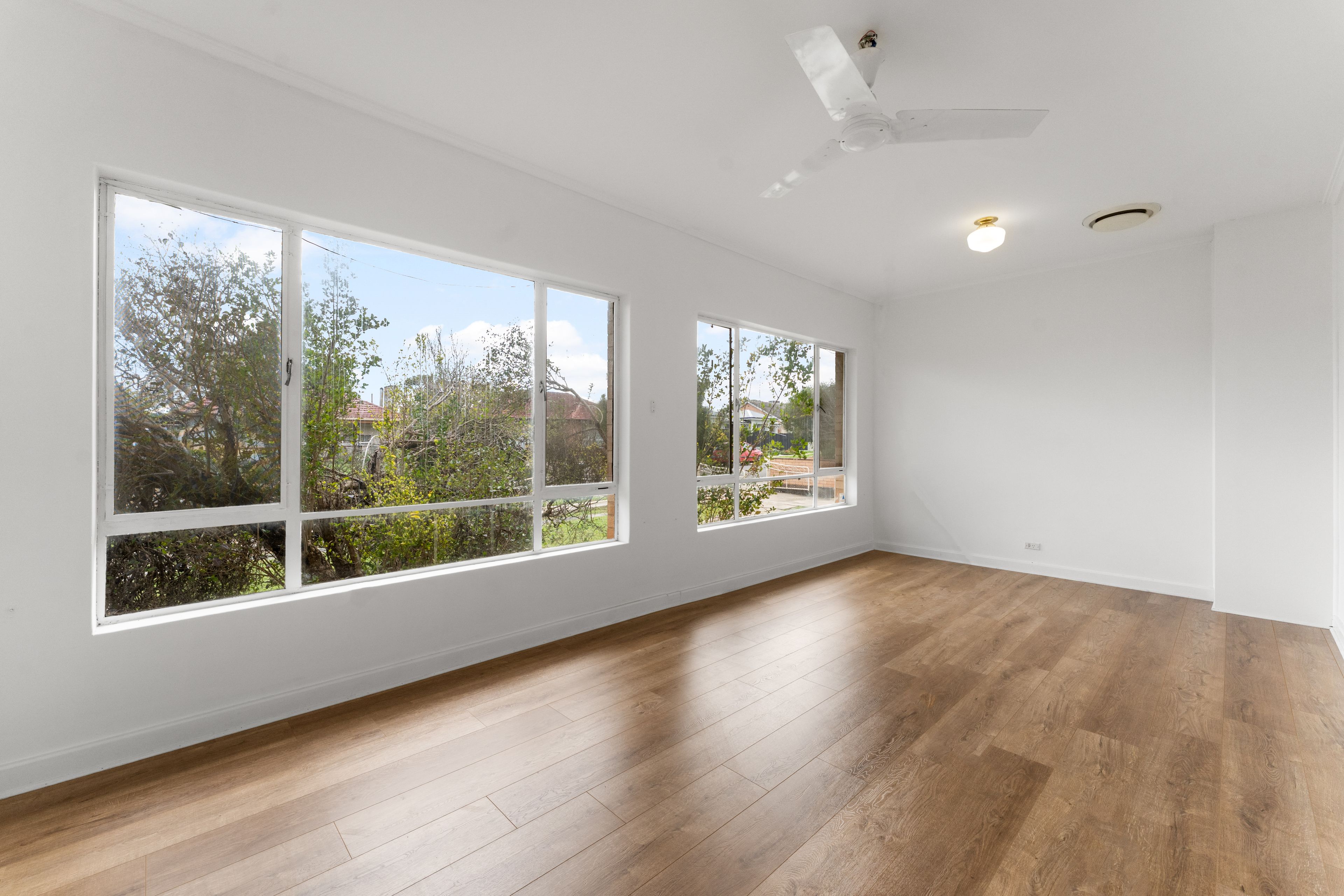 5 Meryl Avenue — photo 4 of 16